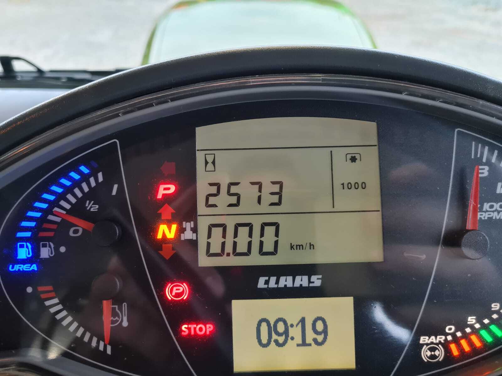 CLAAS ARION 650 CMATIC CEBIS