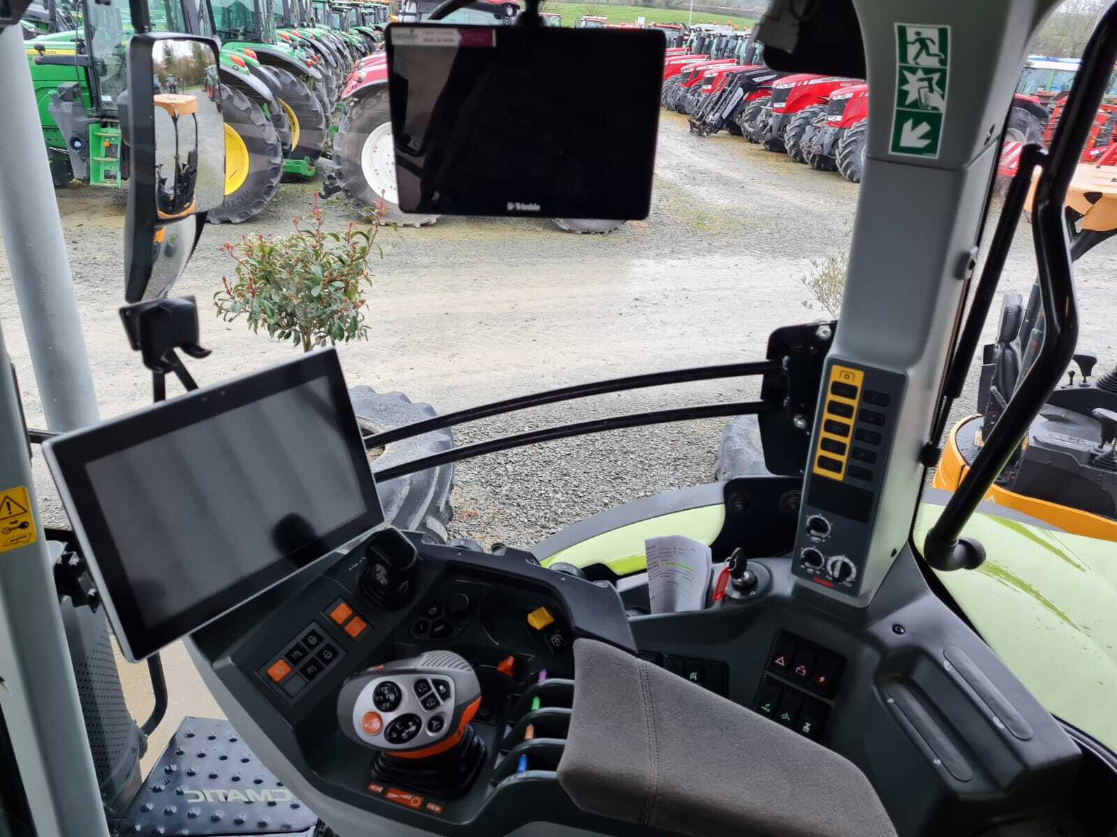 CLAAS ARION 650 CMATIC CEBIS