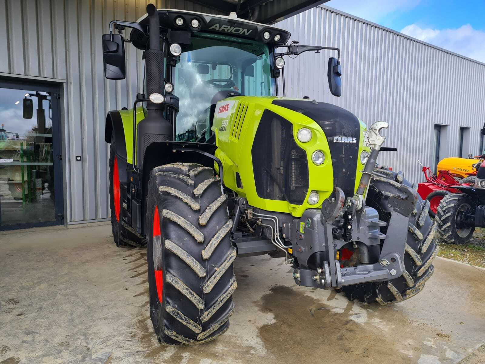CLAAS ARION 650 CMATIC CEBIS