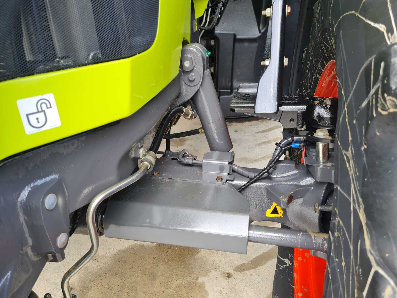 CLAAS ARION 650 CMATIC CEBIS