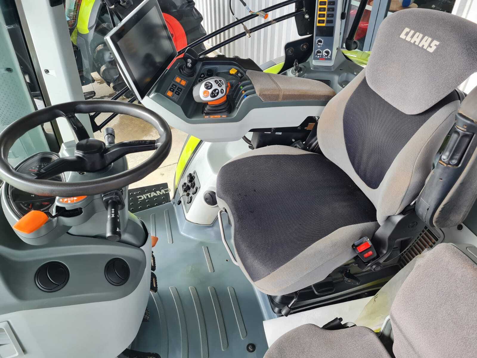 CLAAS ARION 650 CMATIC CEBIS