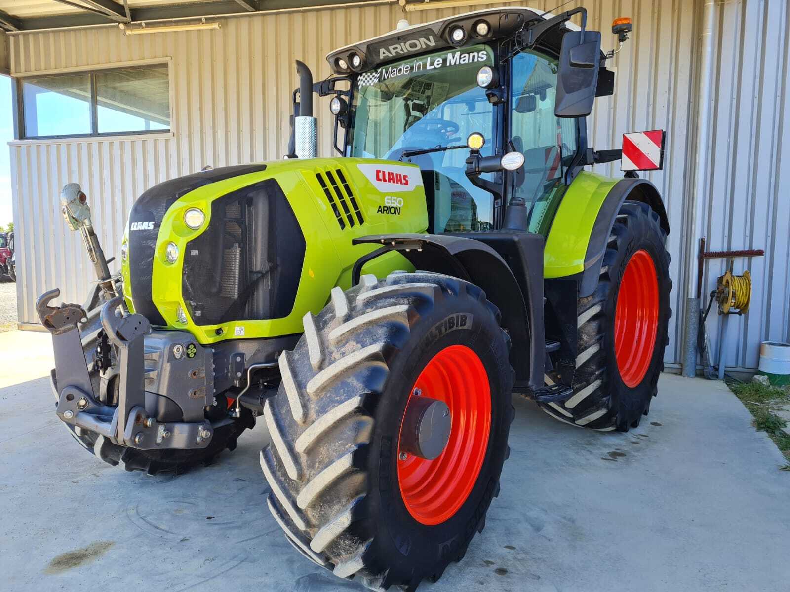 CLAAS ARION 650 CMATIC CEBIS