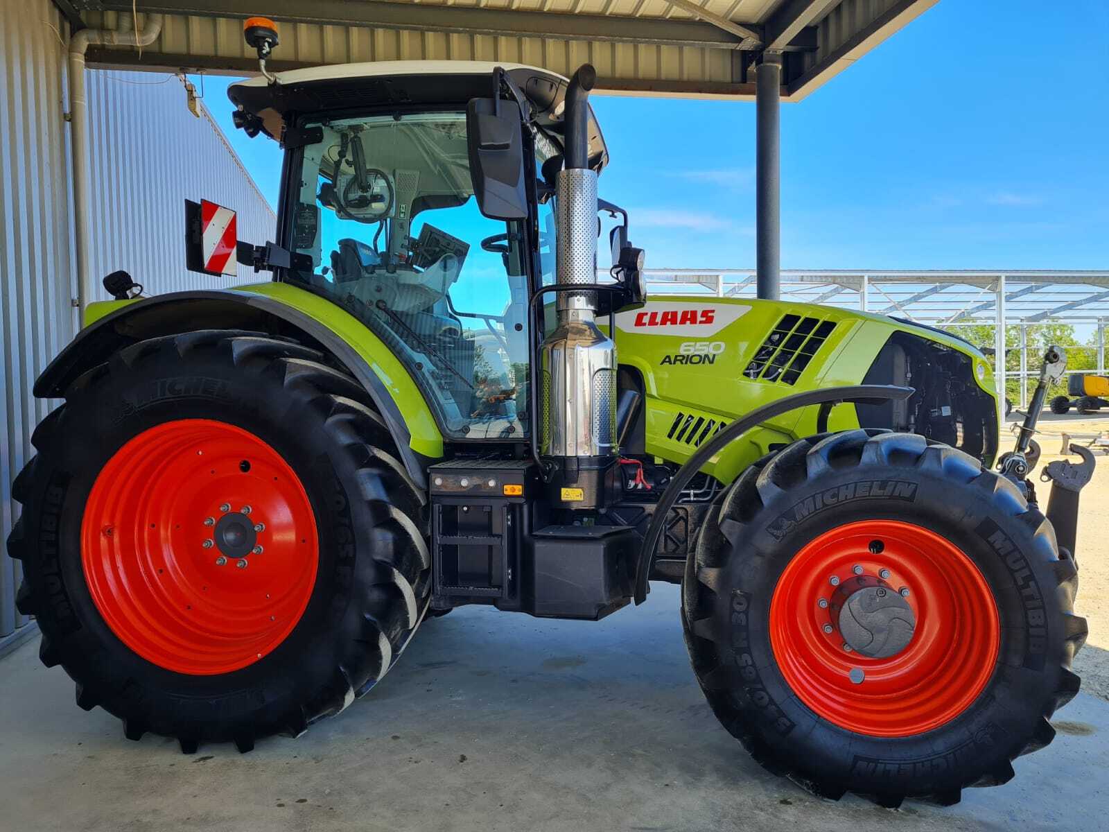 CLAAS ARION 650 CMATIC CEBIS