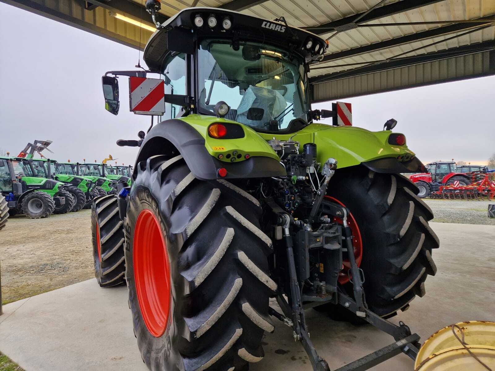 CLAAS AXION 800 CIS