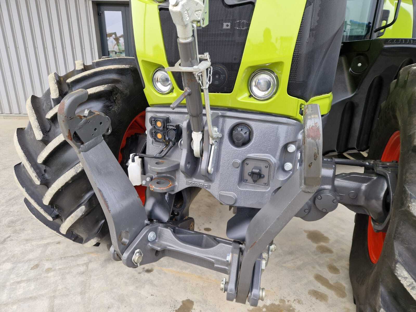 CLAAS AXION 800 CIS