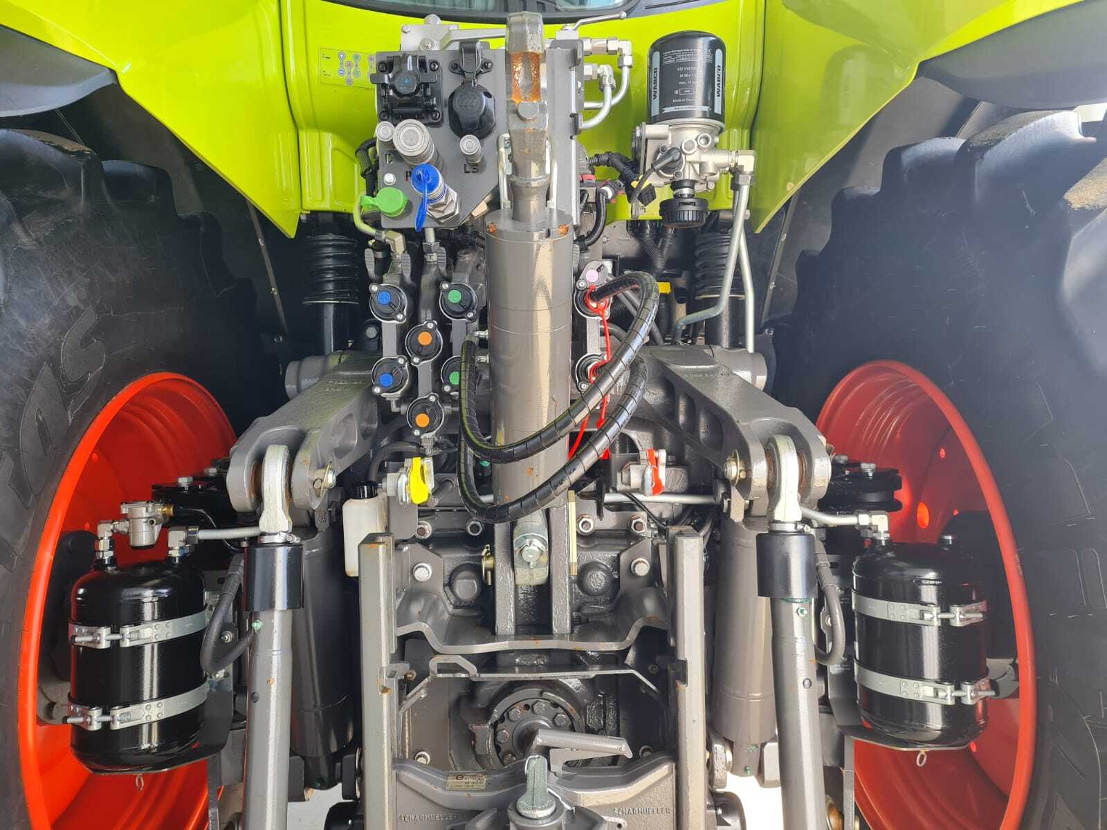 CLAAS AXION 810 CMATIC CEBIS