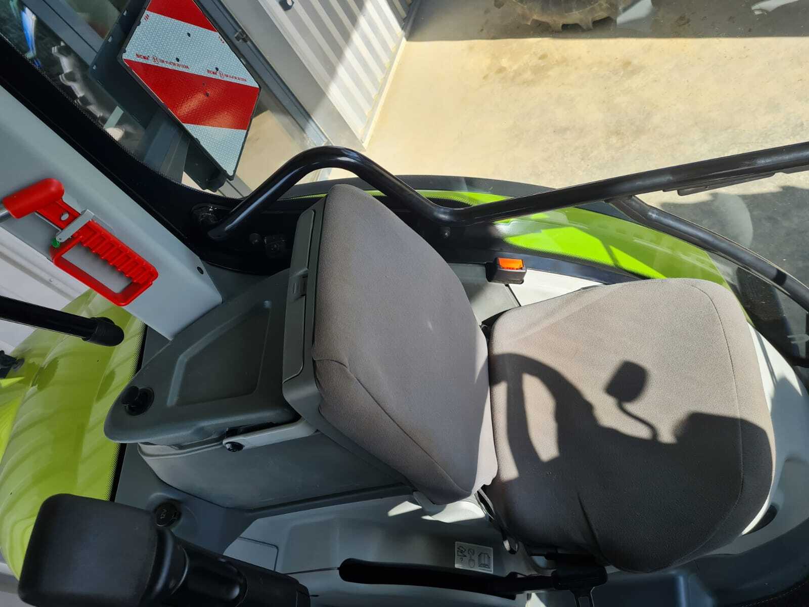 CLAAS AXION 810 CMATIC CEBIS