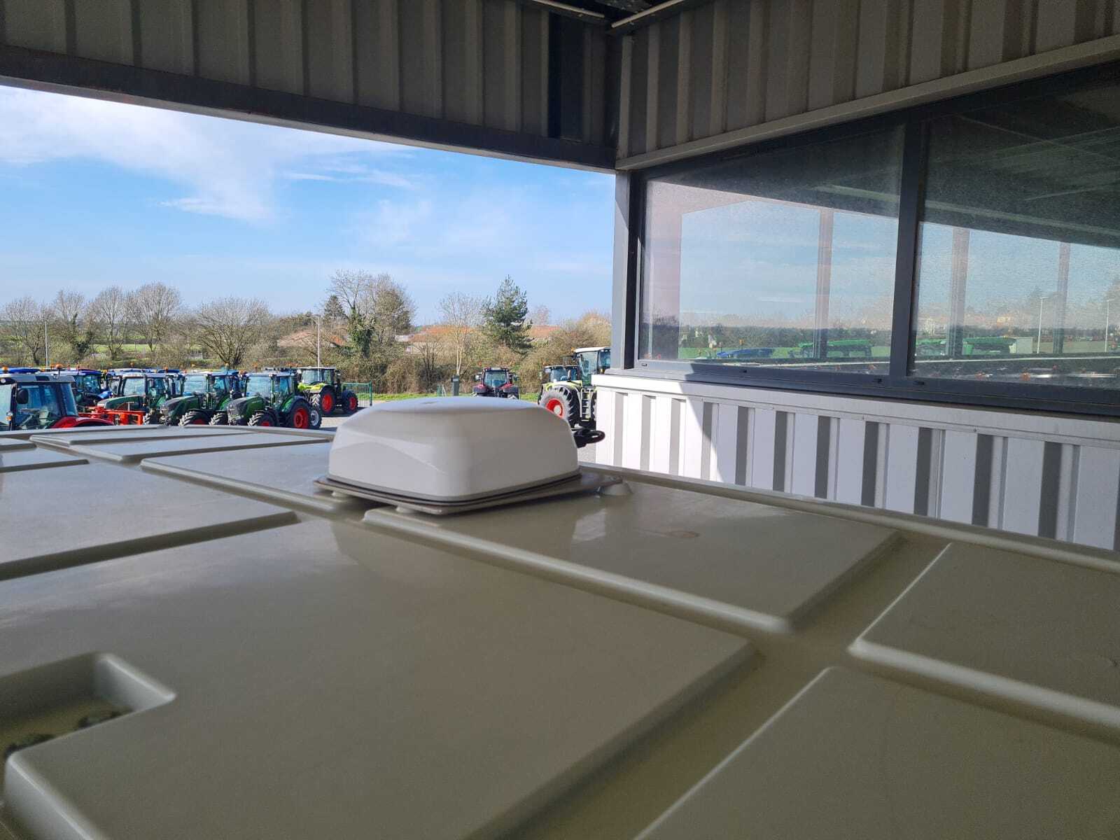 CLAAS AXION 810 CMATIC CEBIS