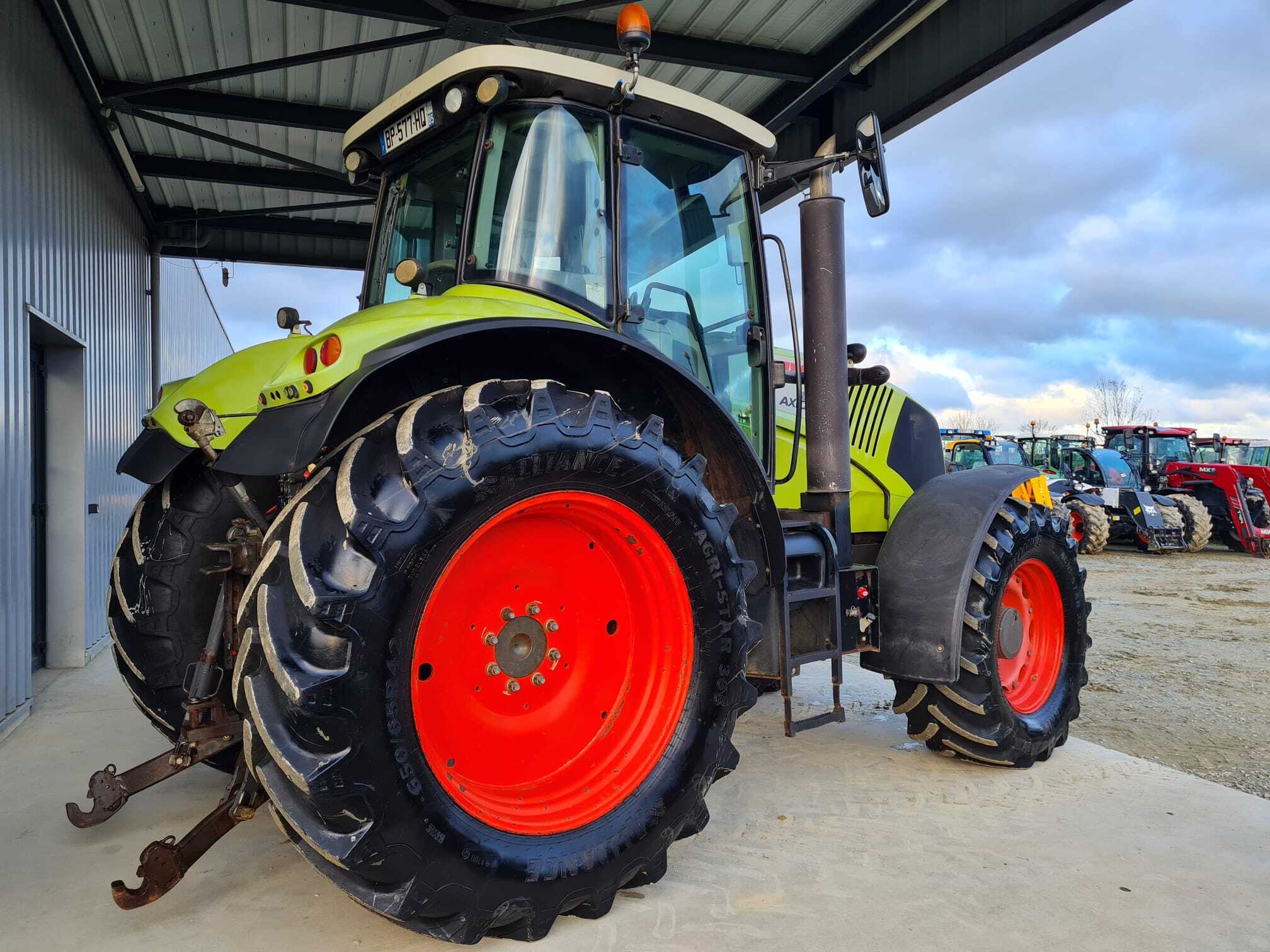 CLAAS AXION 810 CIS