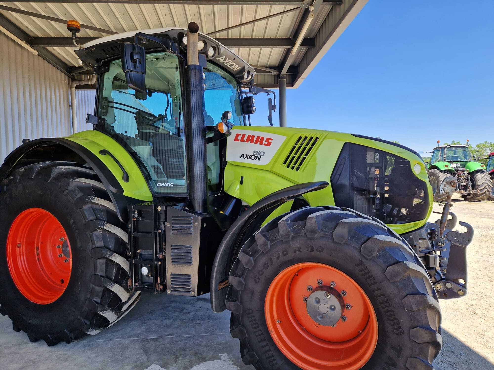 CLAAS AXION 810 CMATIC