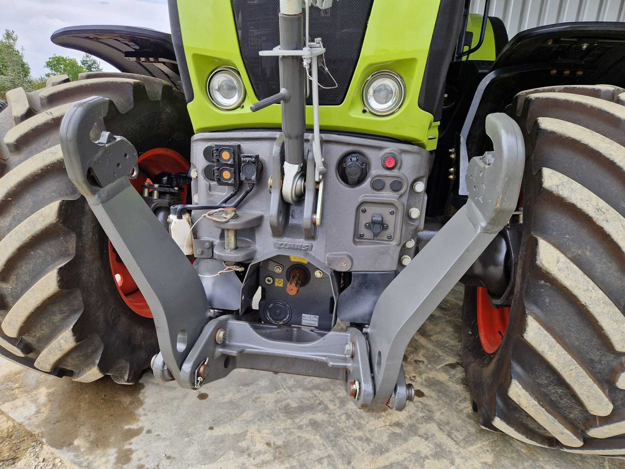 CLAAS AXION 810 CMATIC CEBIS