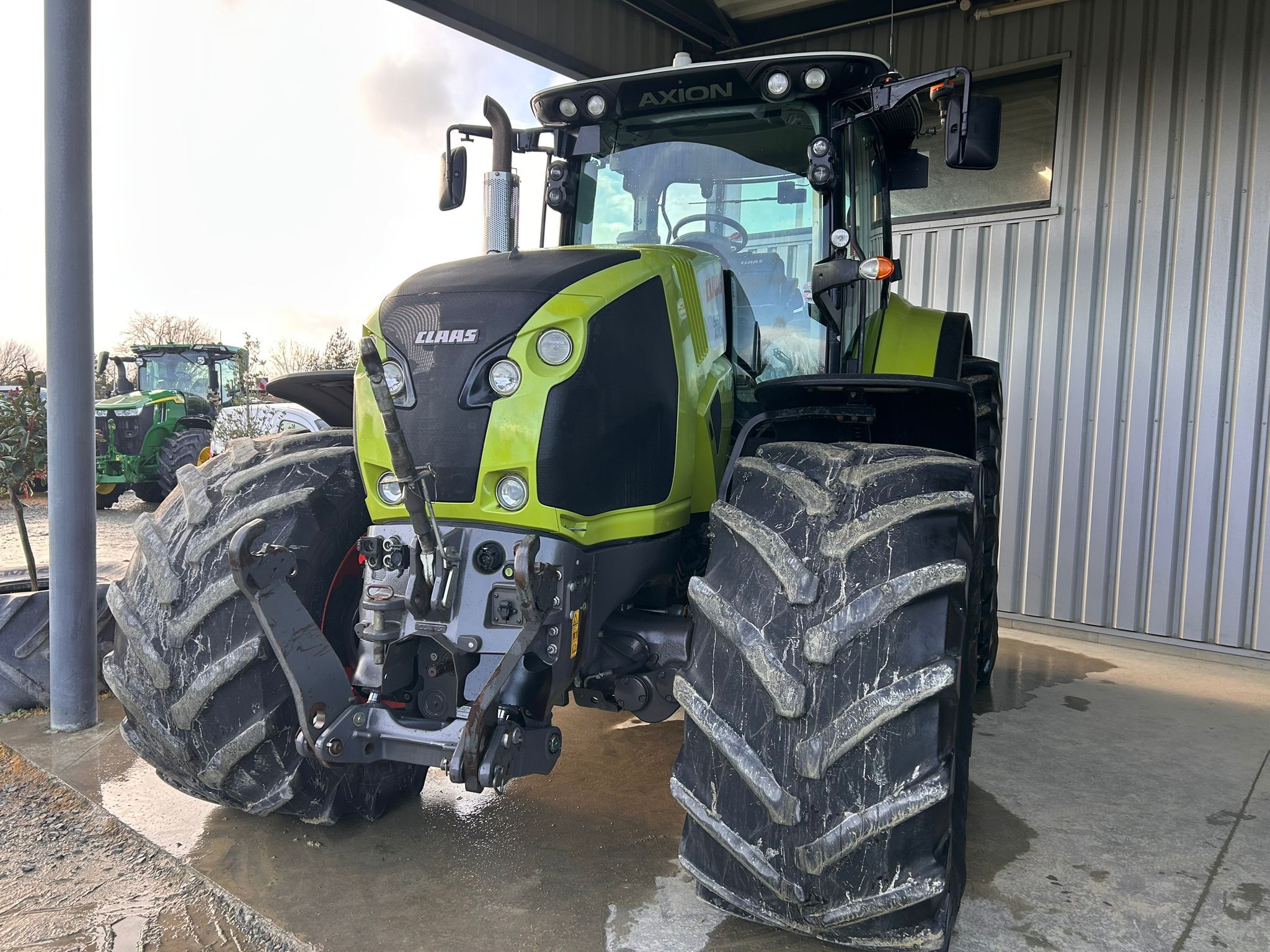 CLAAS AXION 820 CEBIS