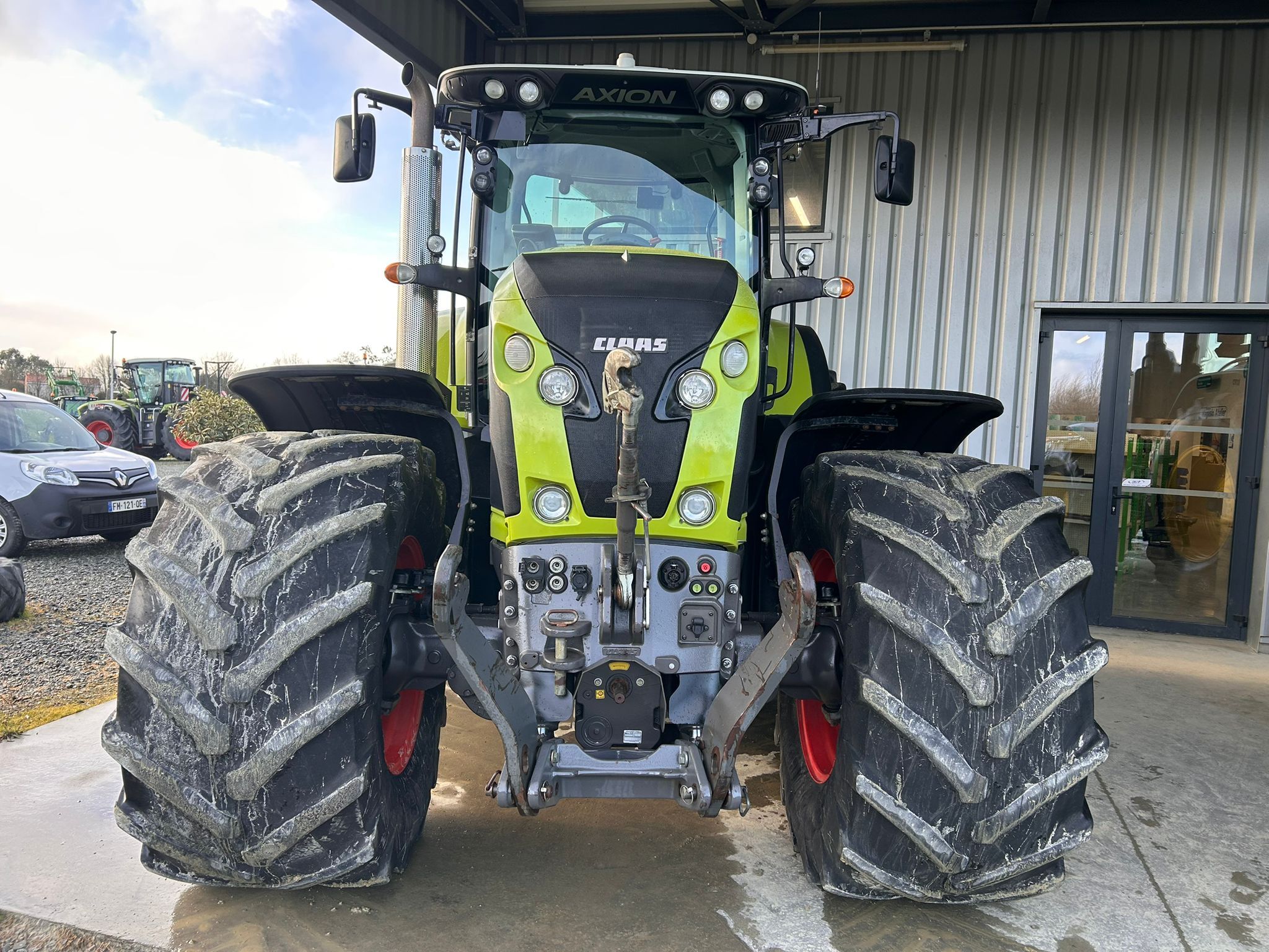 CLAAS AXION 820 CEBIS