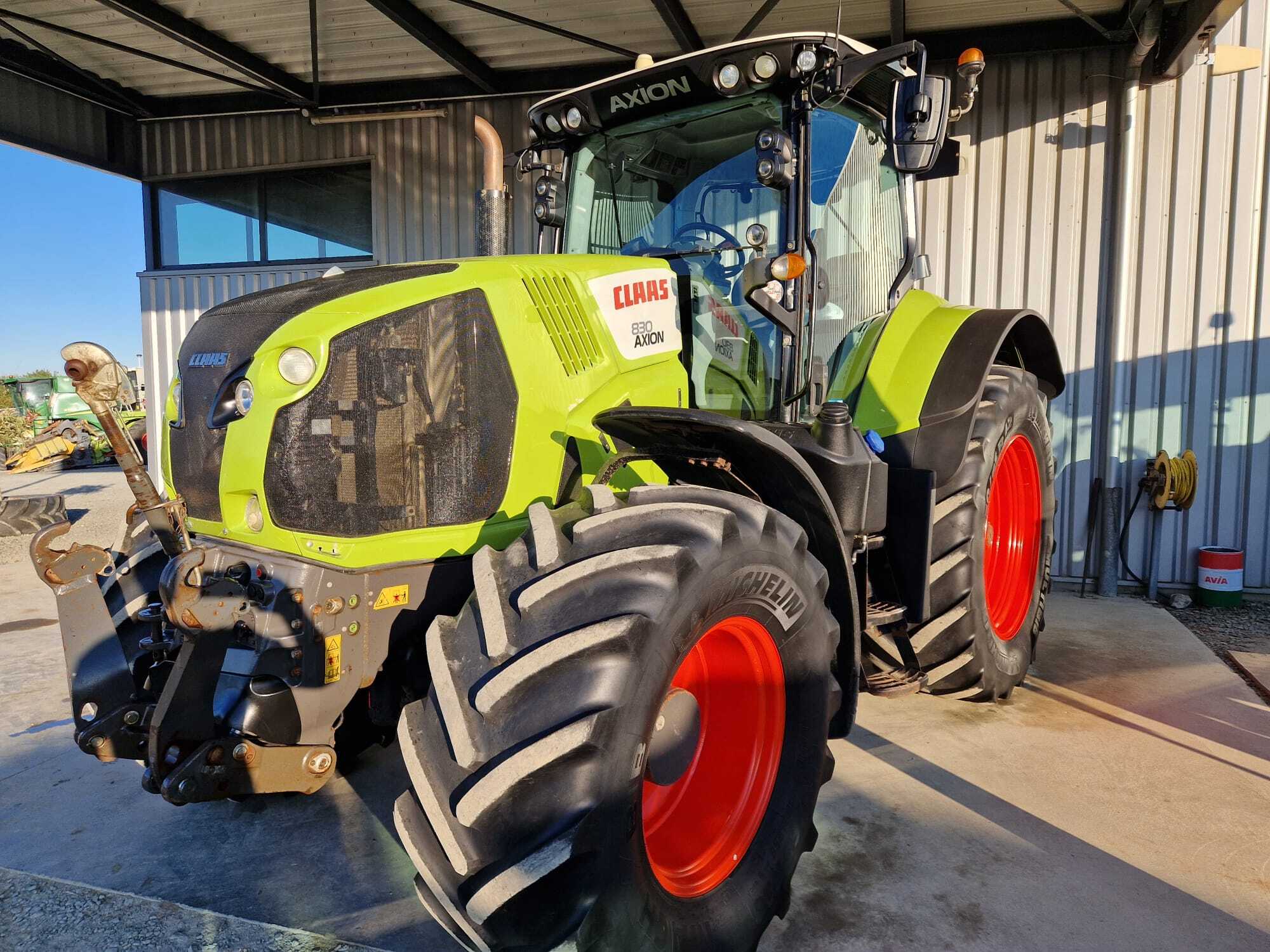 CLAAS AXION 830 CMATIC