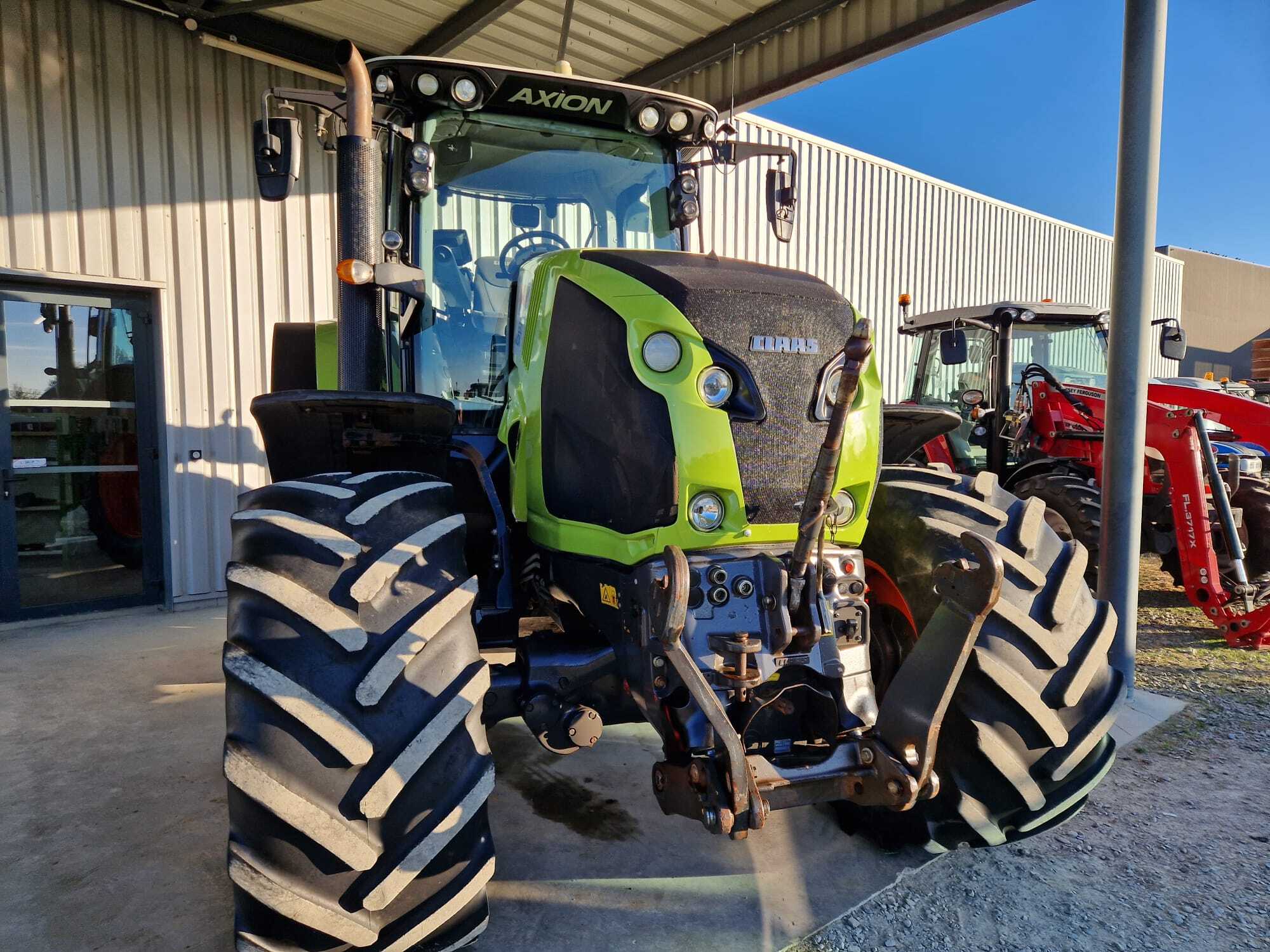 CLAAS AXION 830 CMATIC