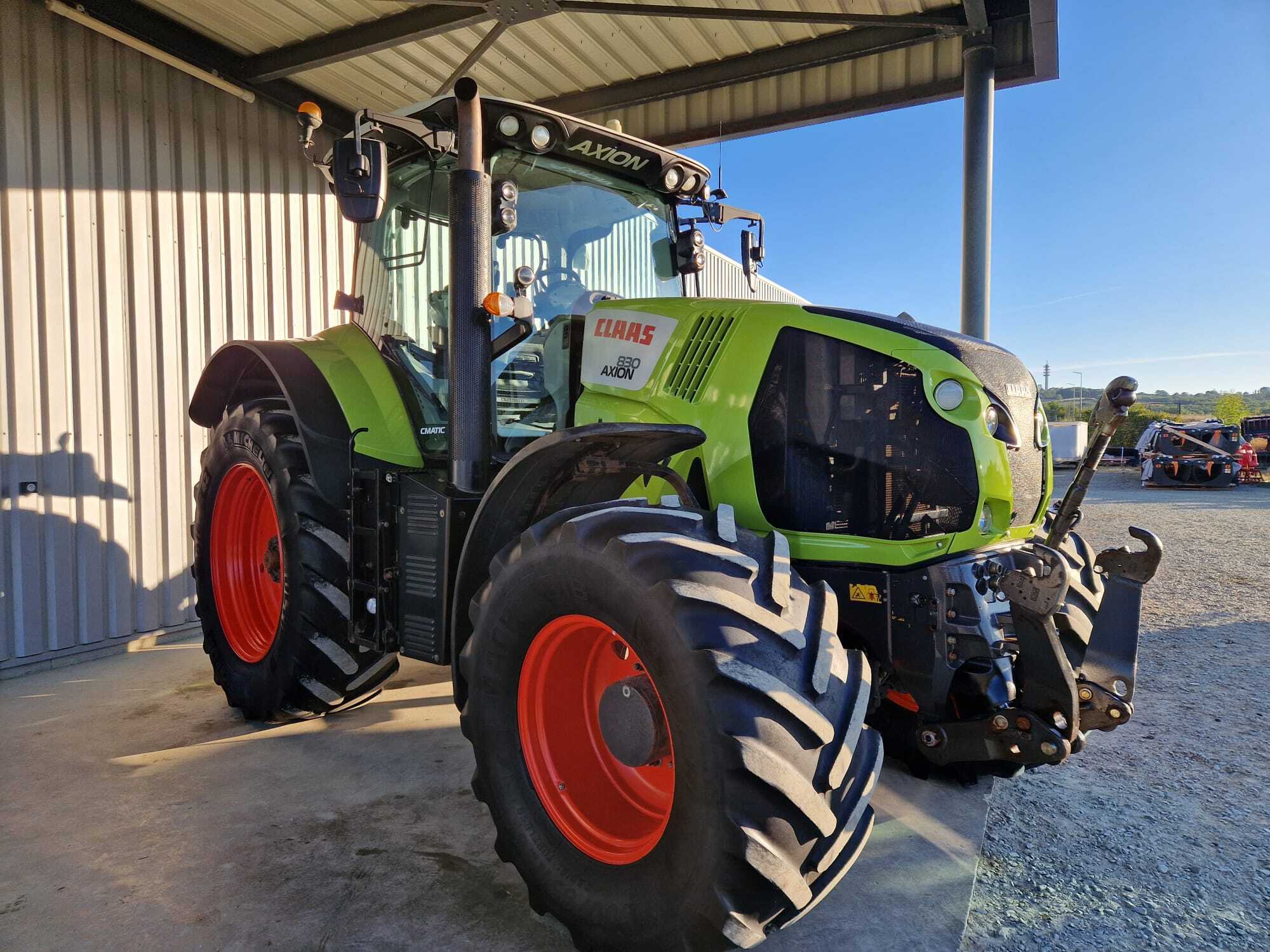 CLAAS AXION 830 CMATIC