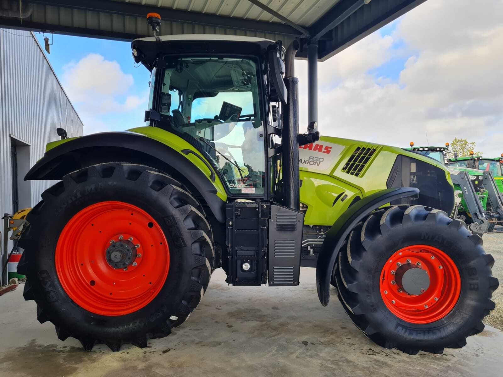 CLAAS AXION 830 CMATIC CEBIS
