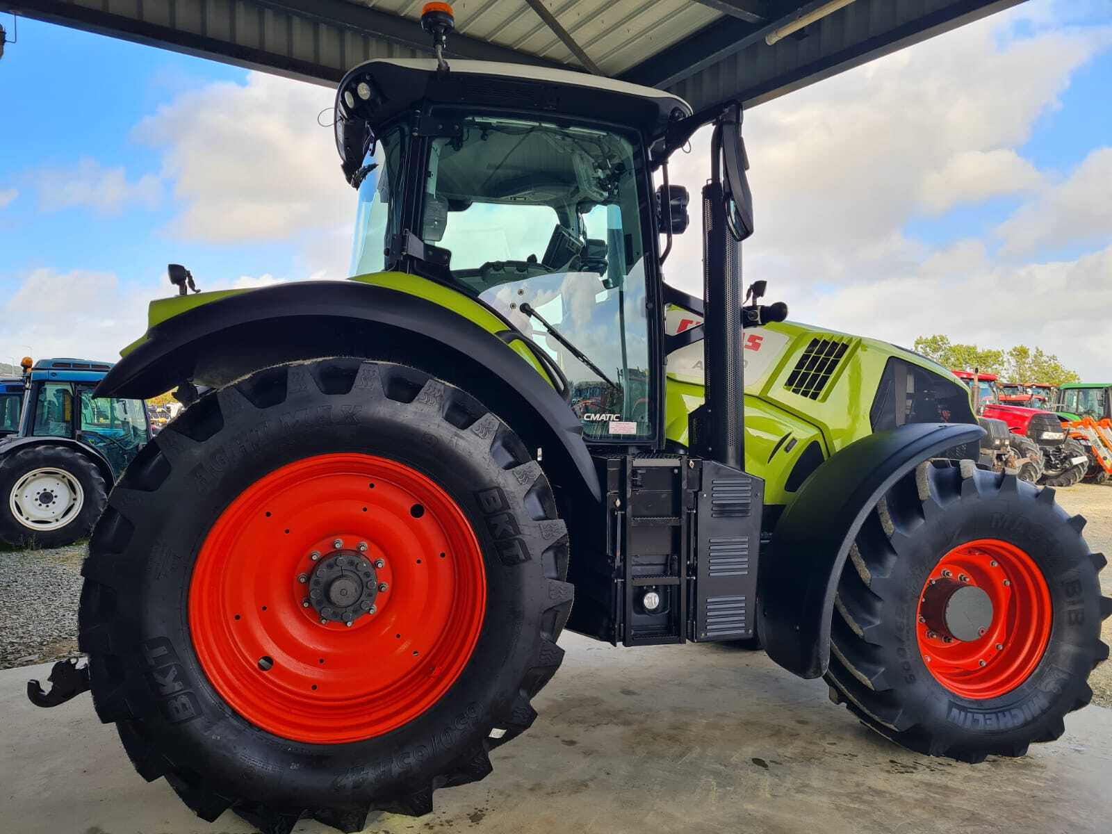 CLAAS AXION 830 CMATIC CEBIS