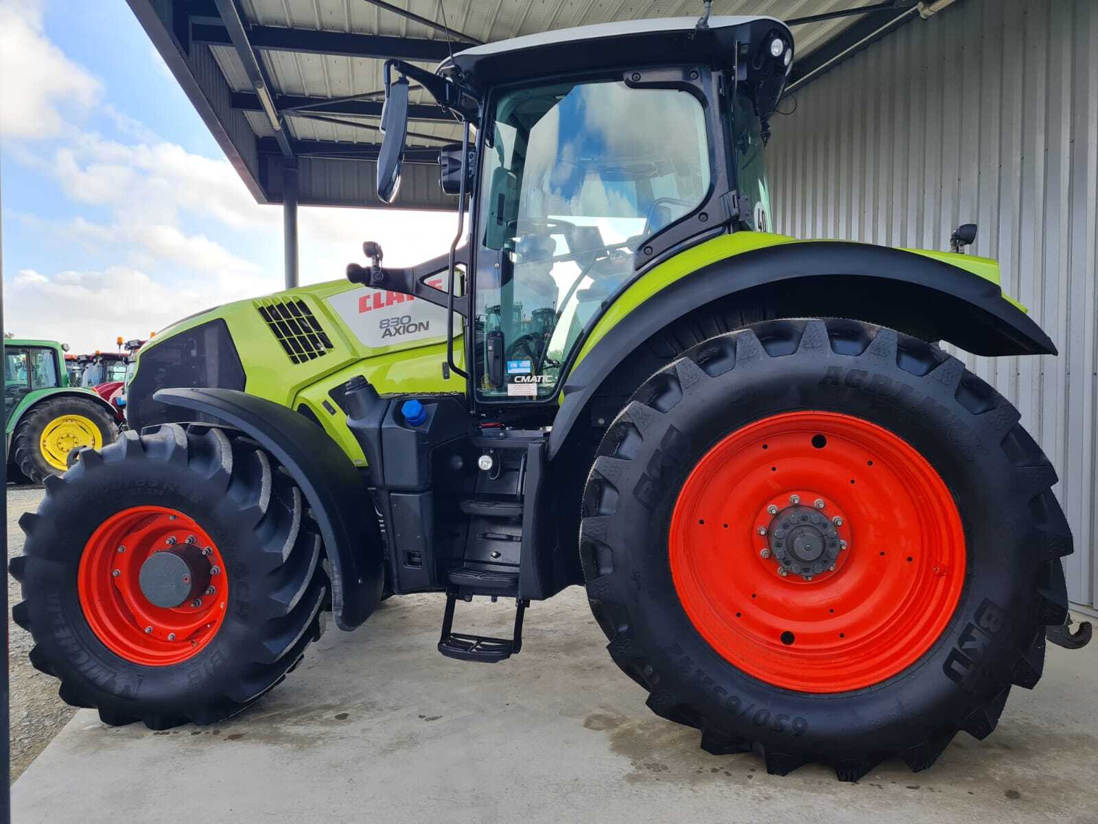 CLAAS AXION 830 CMATIC CEBIS