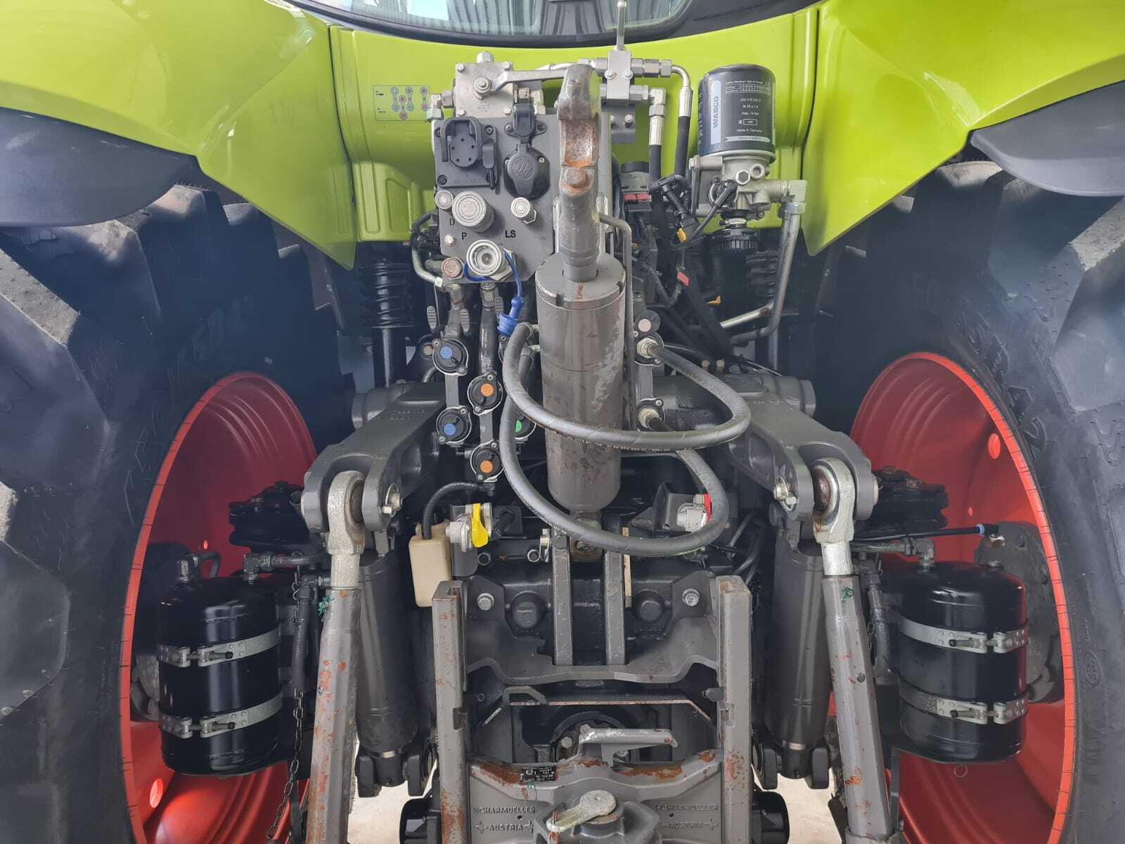 CLAAS AXION 830 CMATIC CEBIS