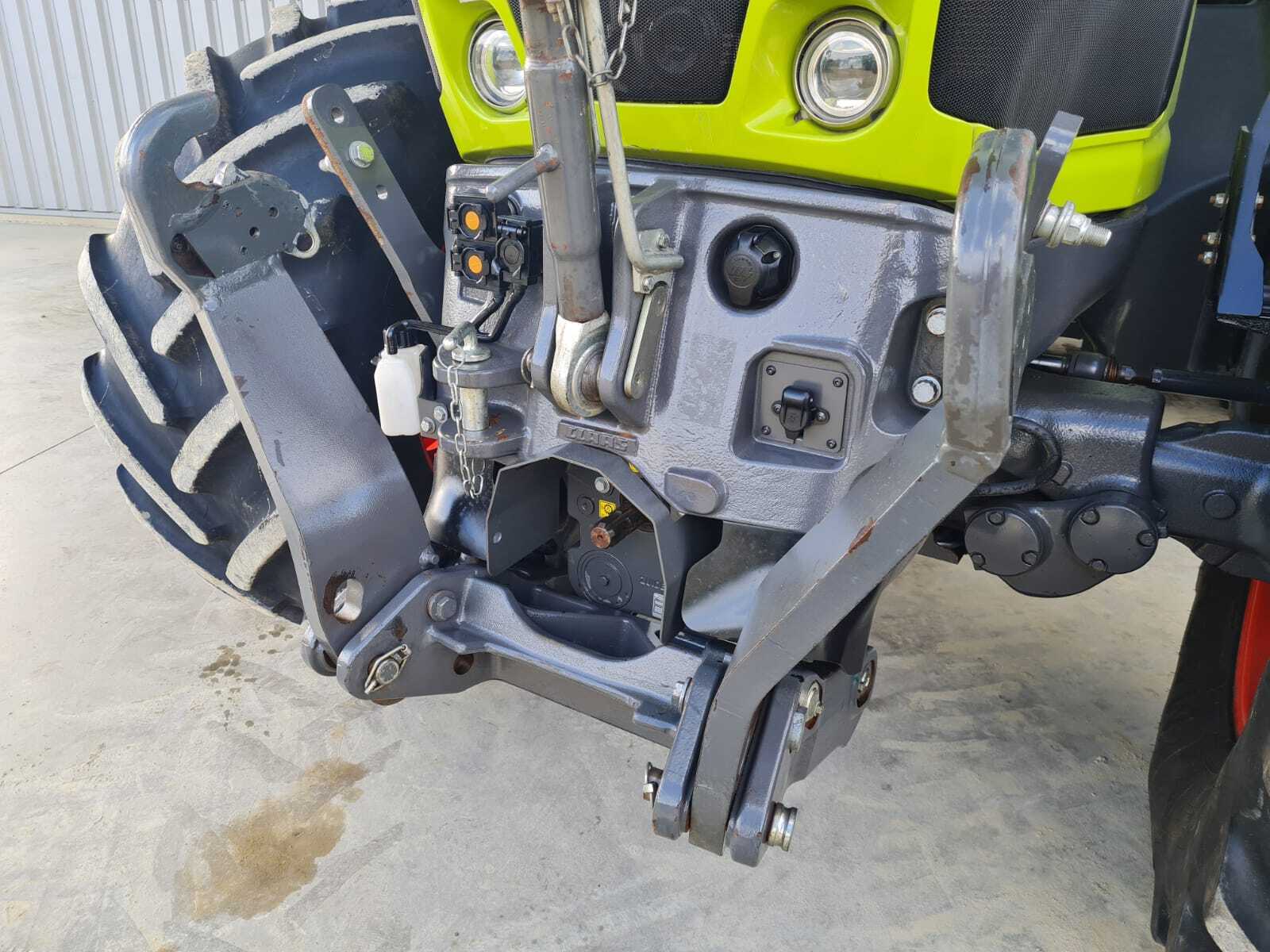CLAAS AXION 830 CMATIC CEBIS