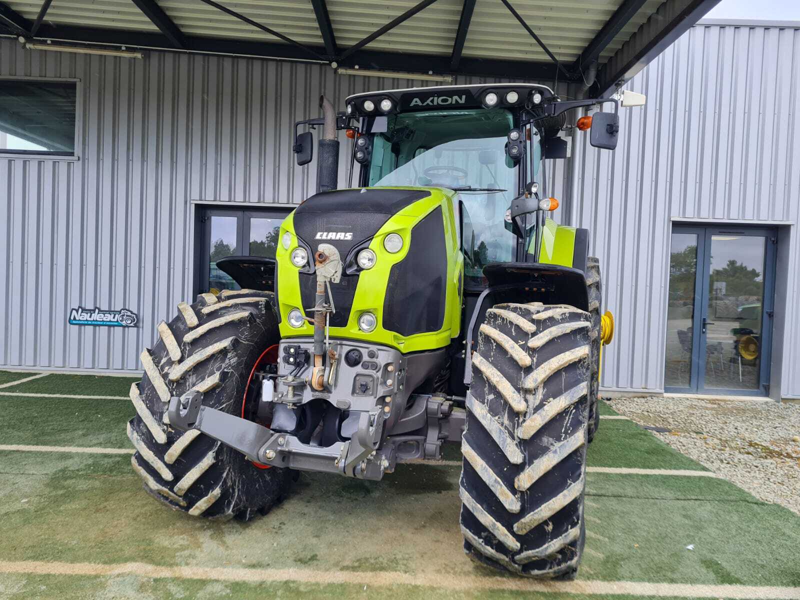 CLAAS AXION 850 CIS