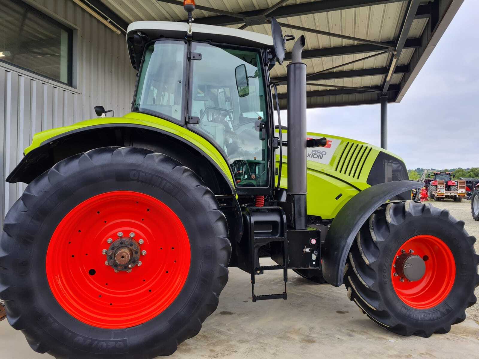 CLAAS AXION 850 CIS
