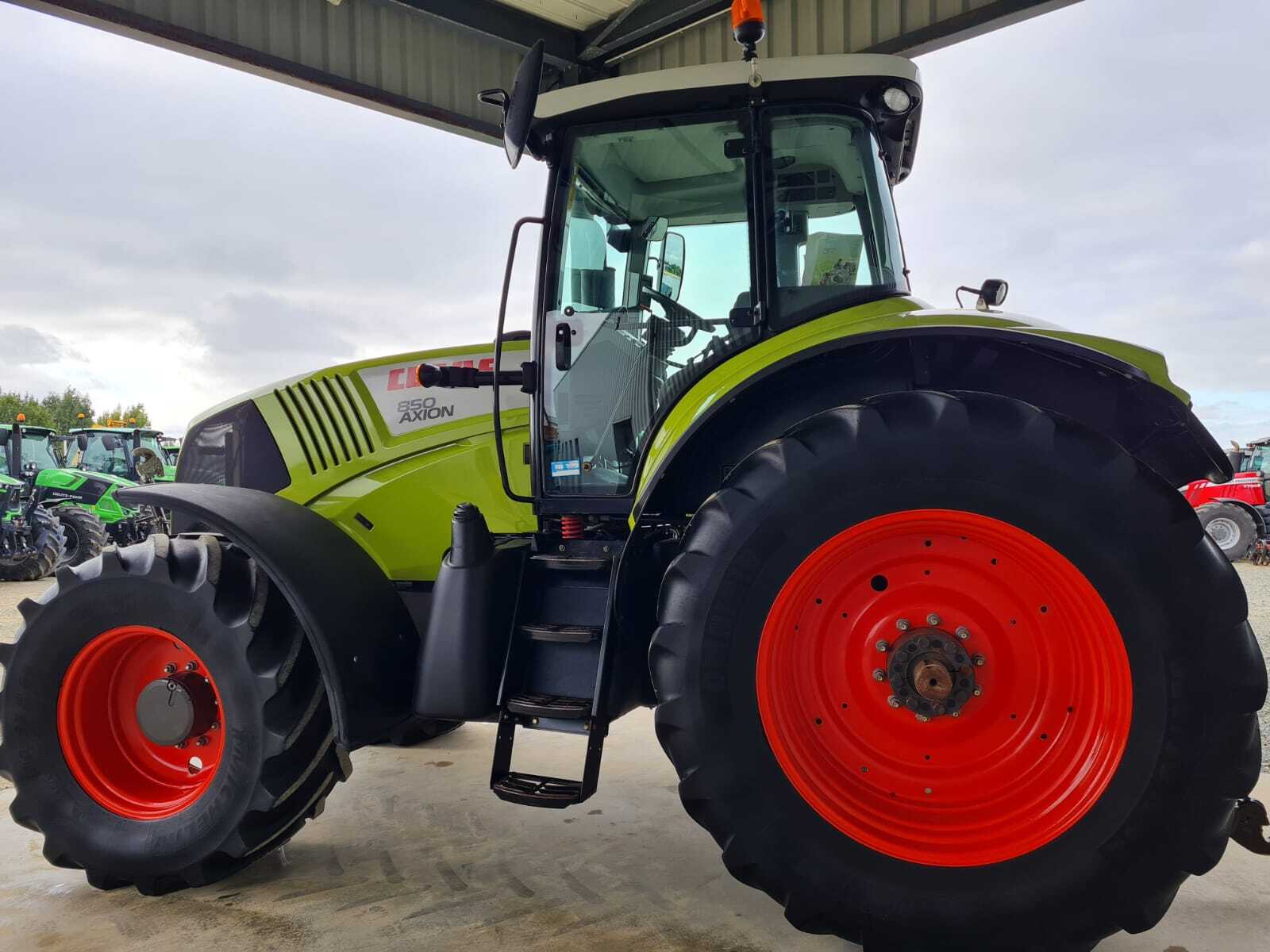 CLAAS AXION 850 CIS