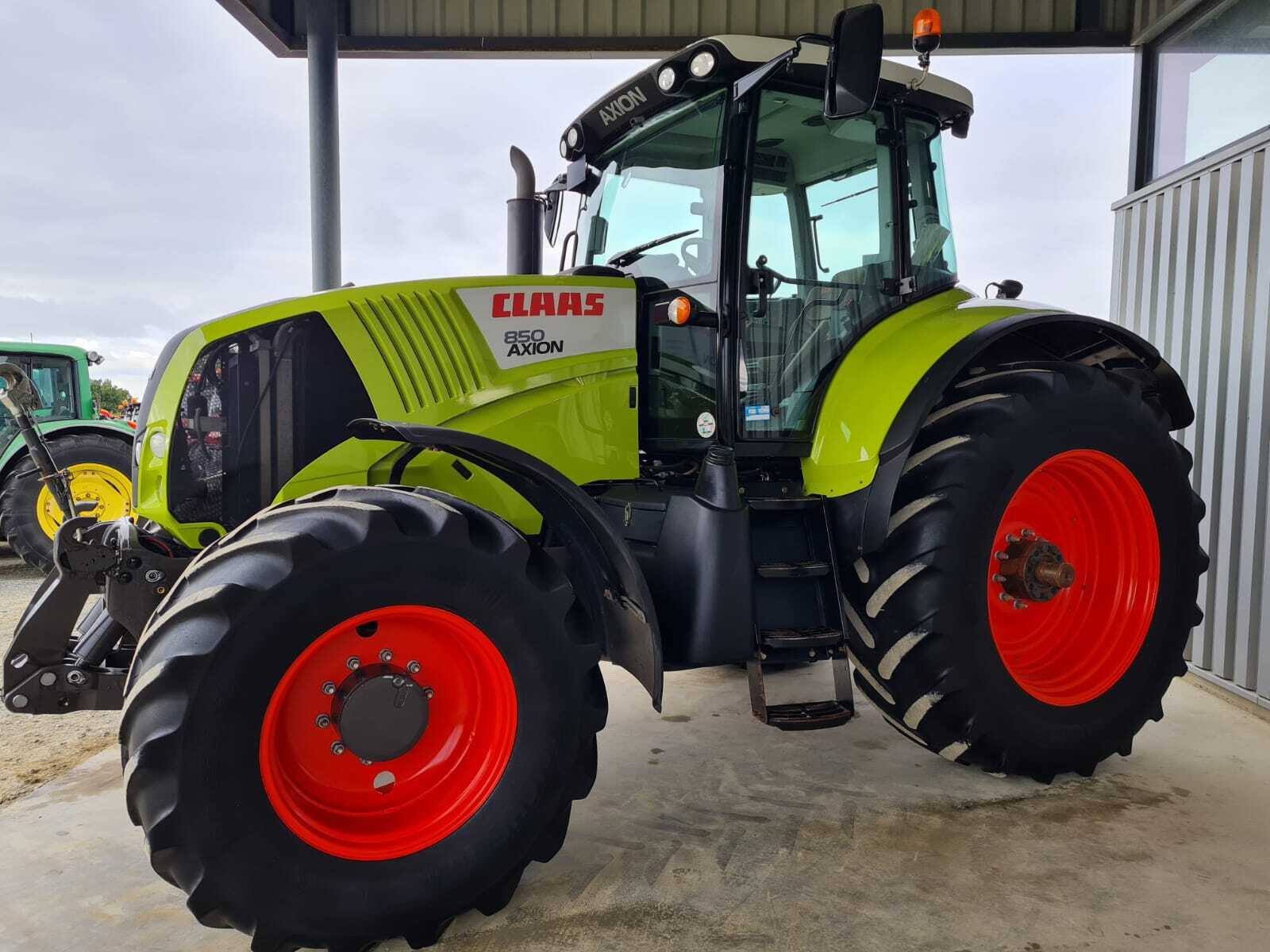 CLAAS AXION 850 CIS