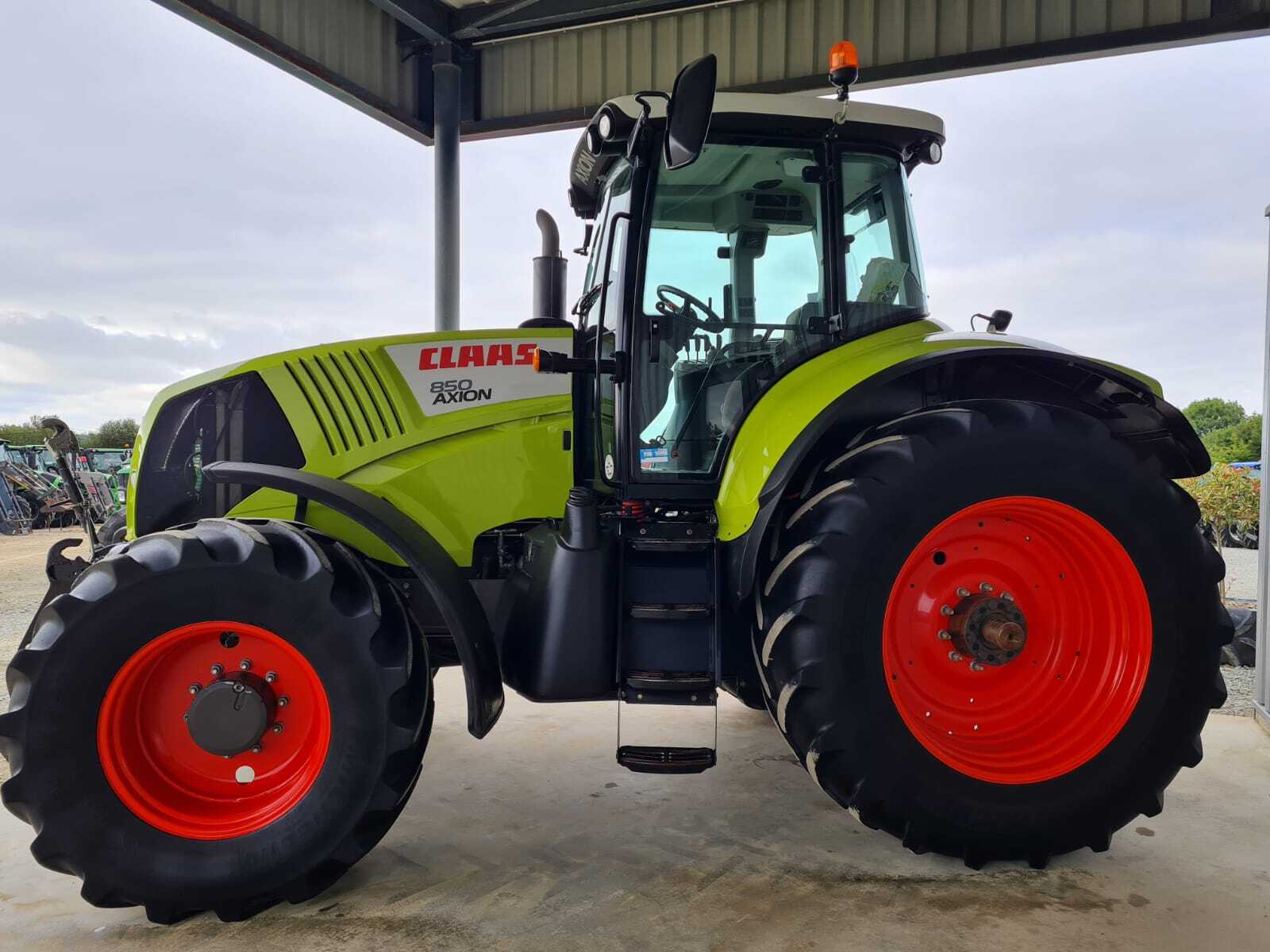 CLAAS AXION 850 CIS