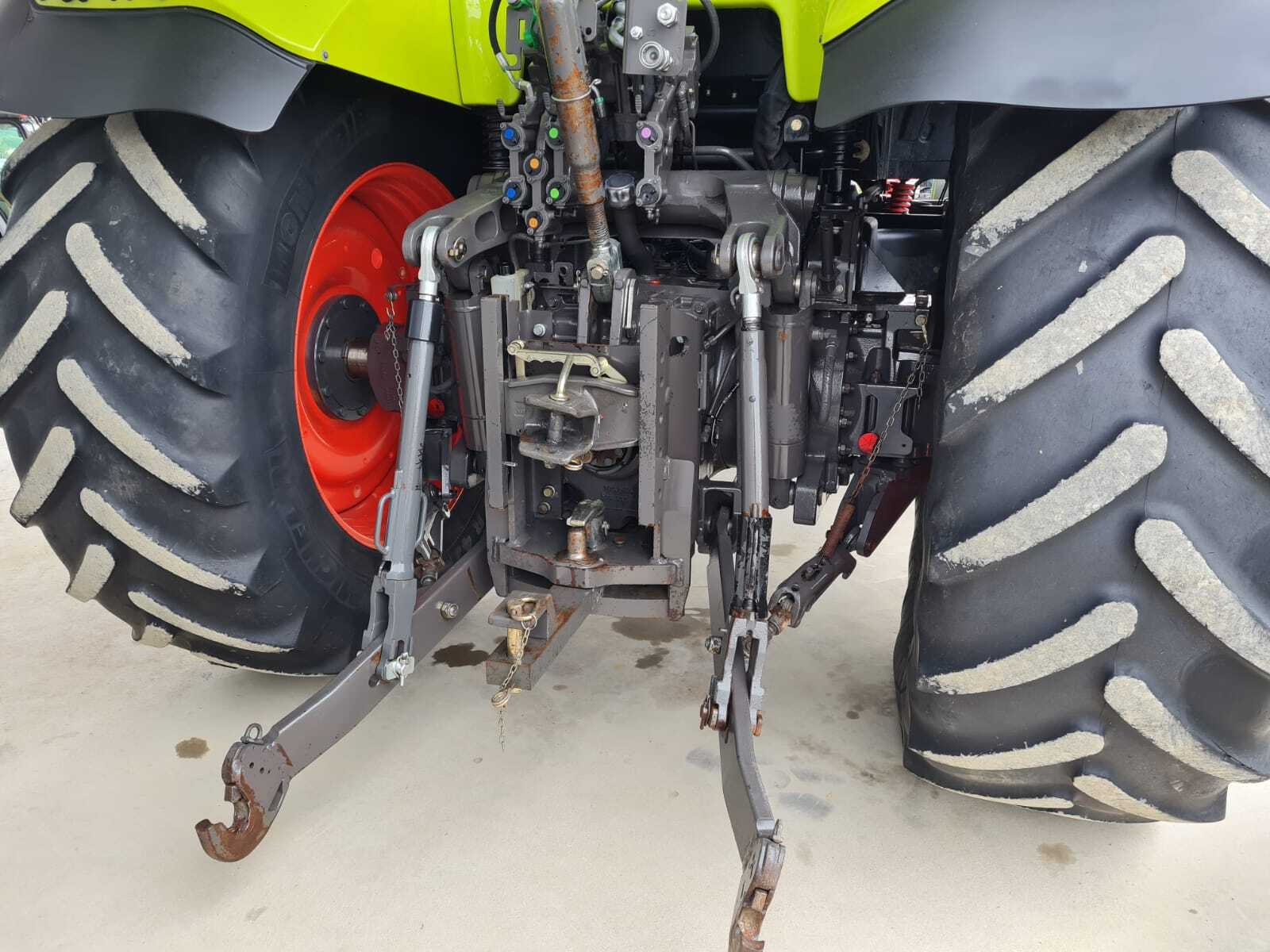 CLAAS AXION 850 CIS