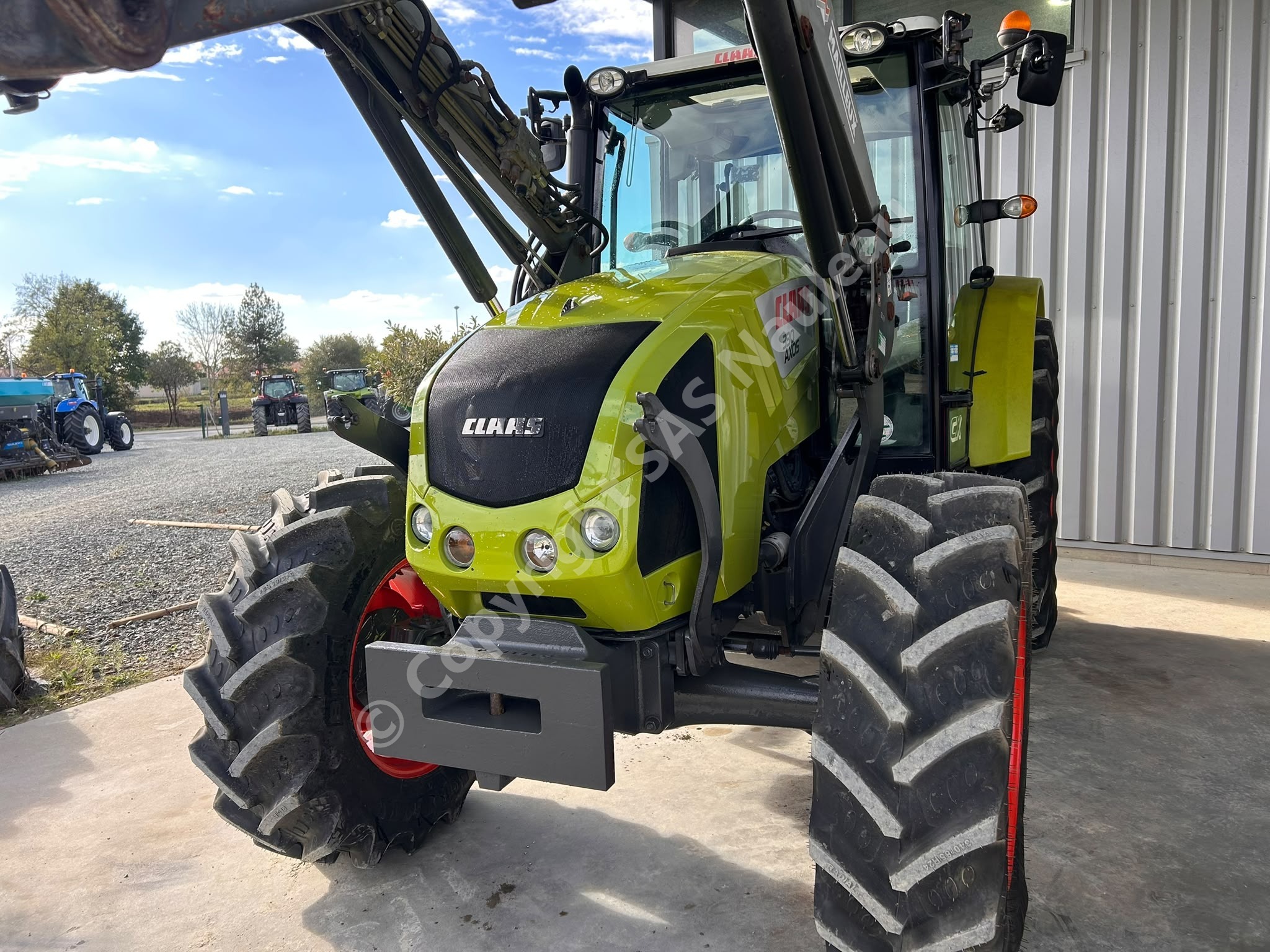 CLAAS AXOS 330 CX