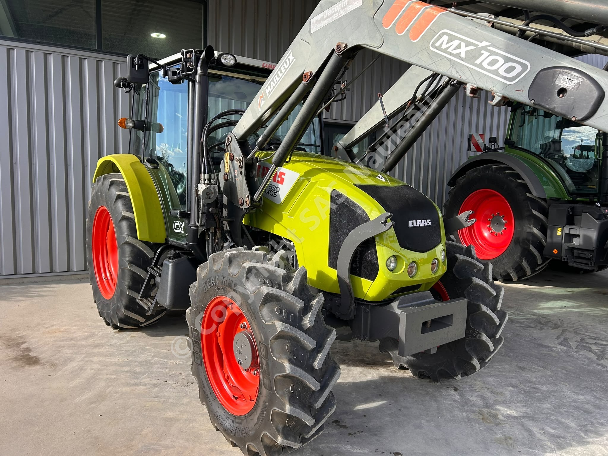 CLAAS AXOS 330 CX