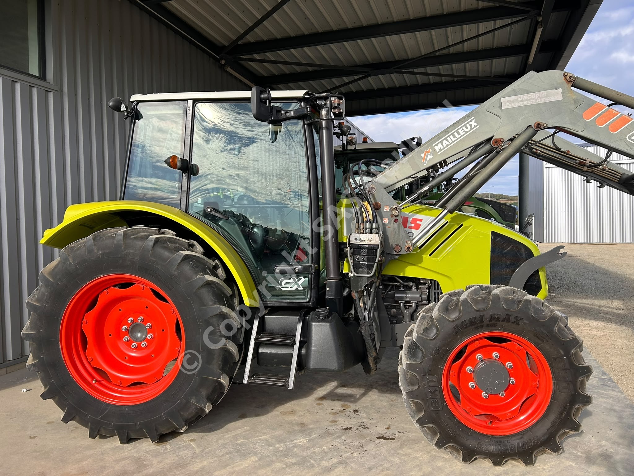 CLAAS AXOS 330 CX