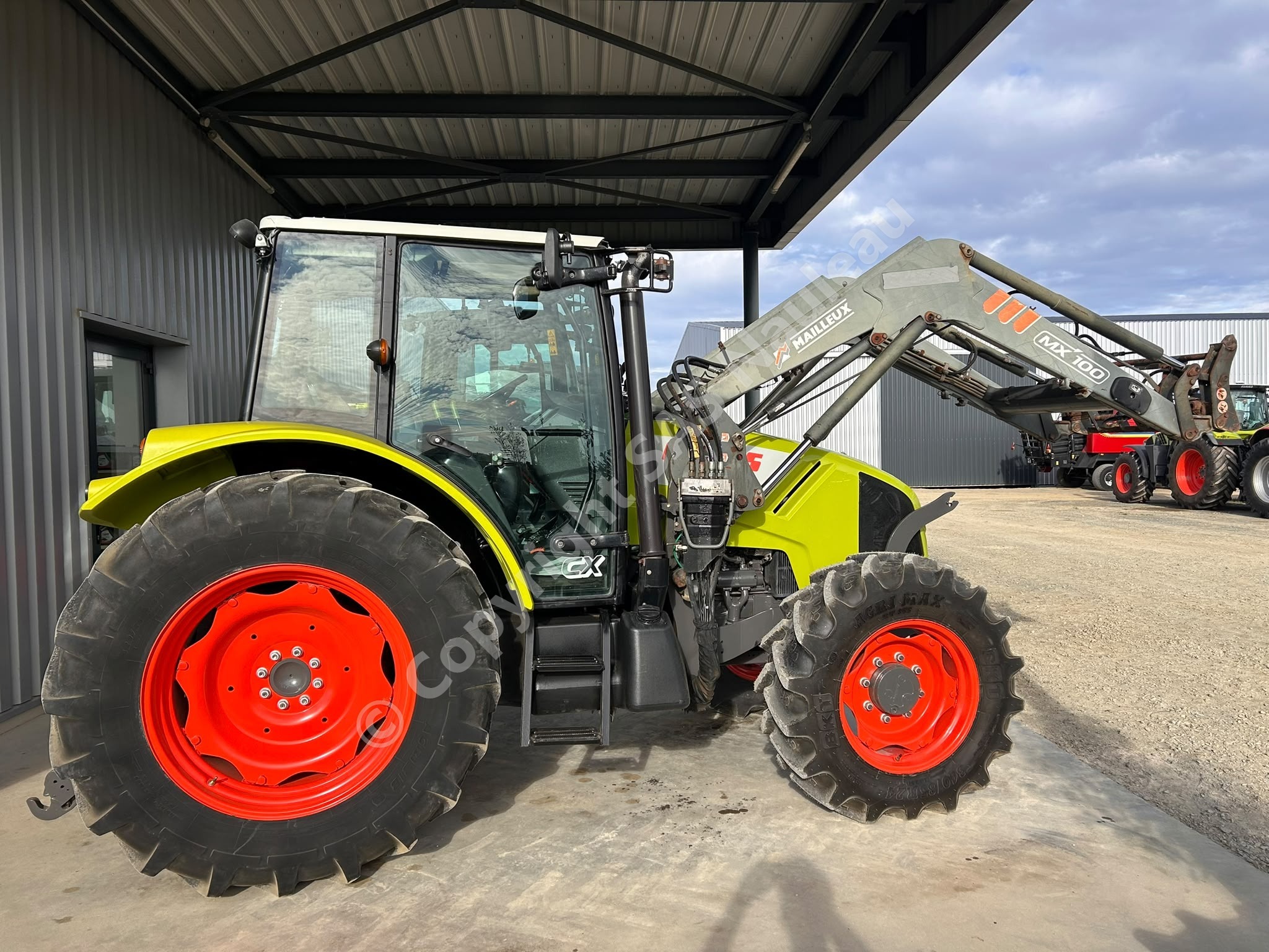 CLAAS AXOS 330 CX