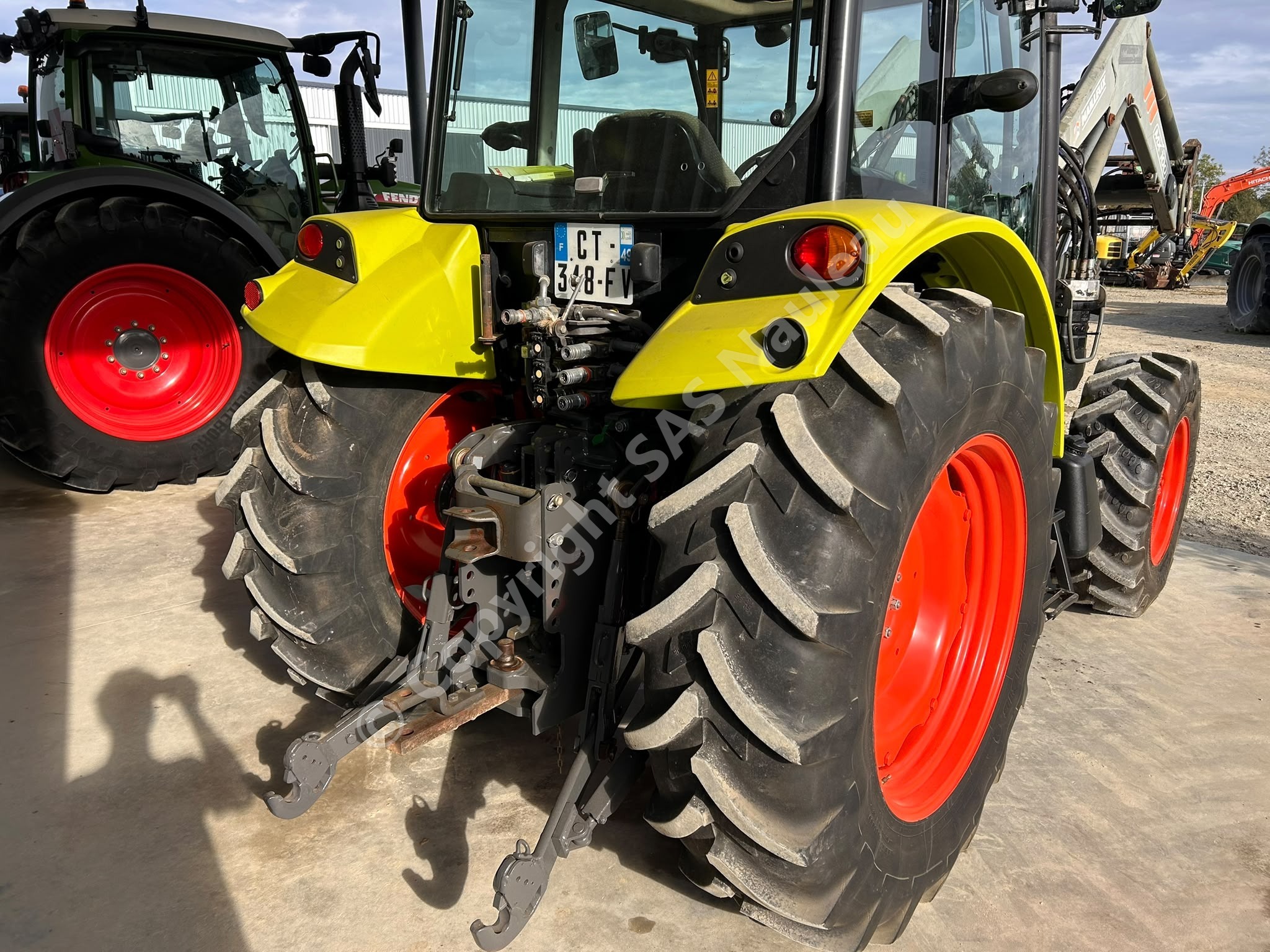 CLAAS AXOS 330 CX