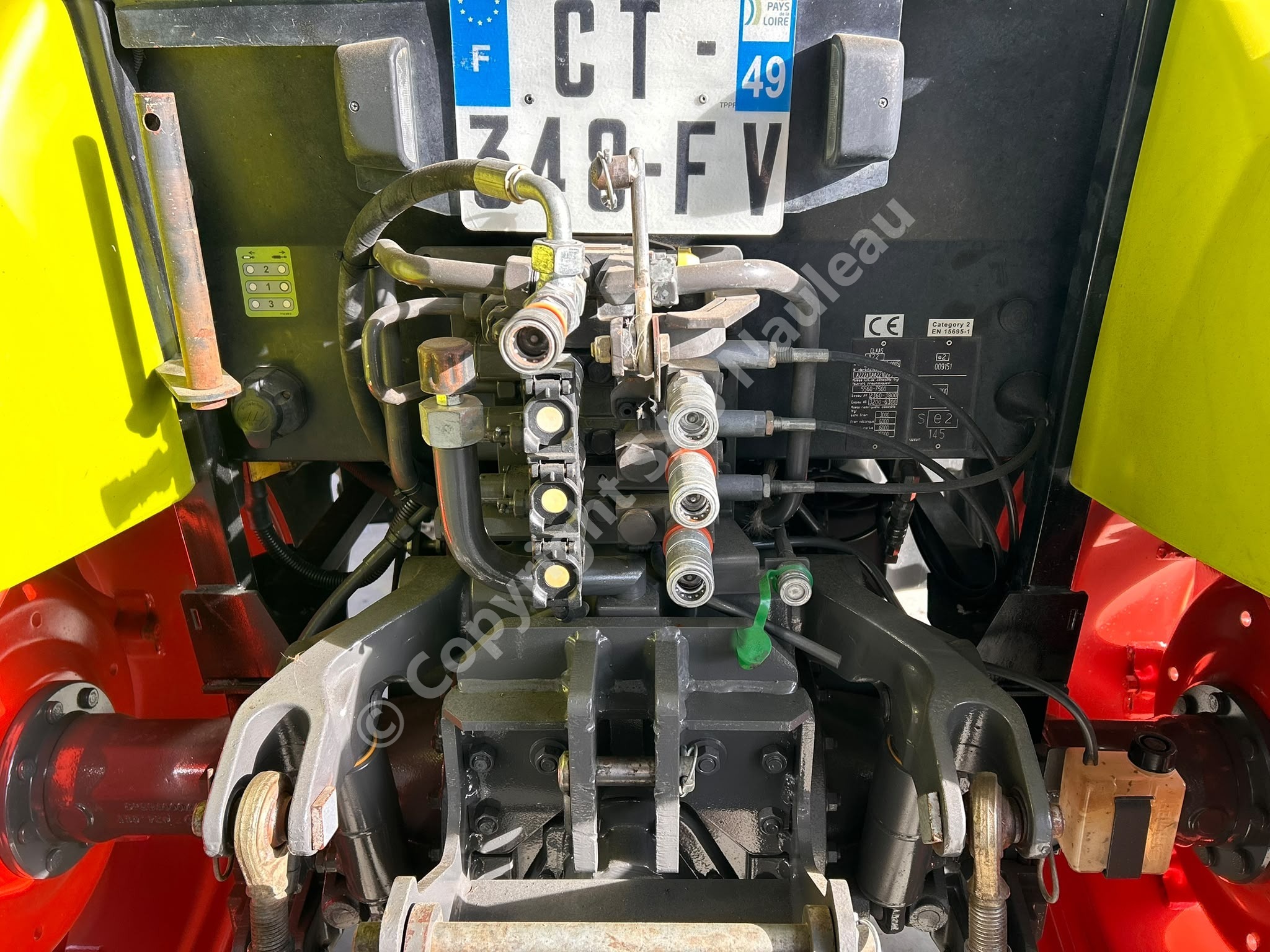 CLAAS AXOS 330 CX