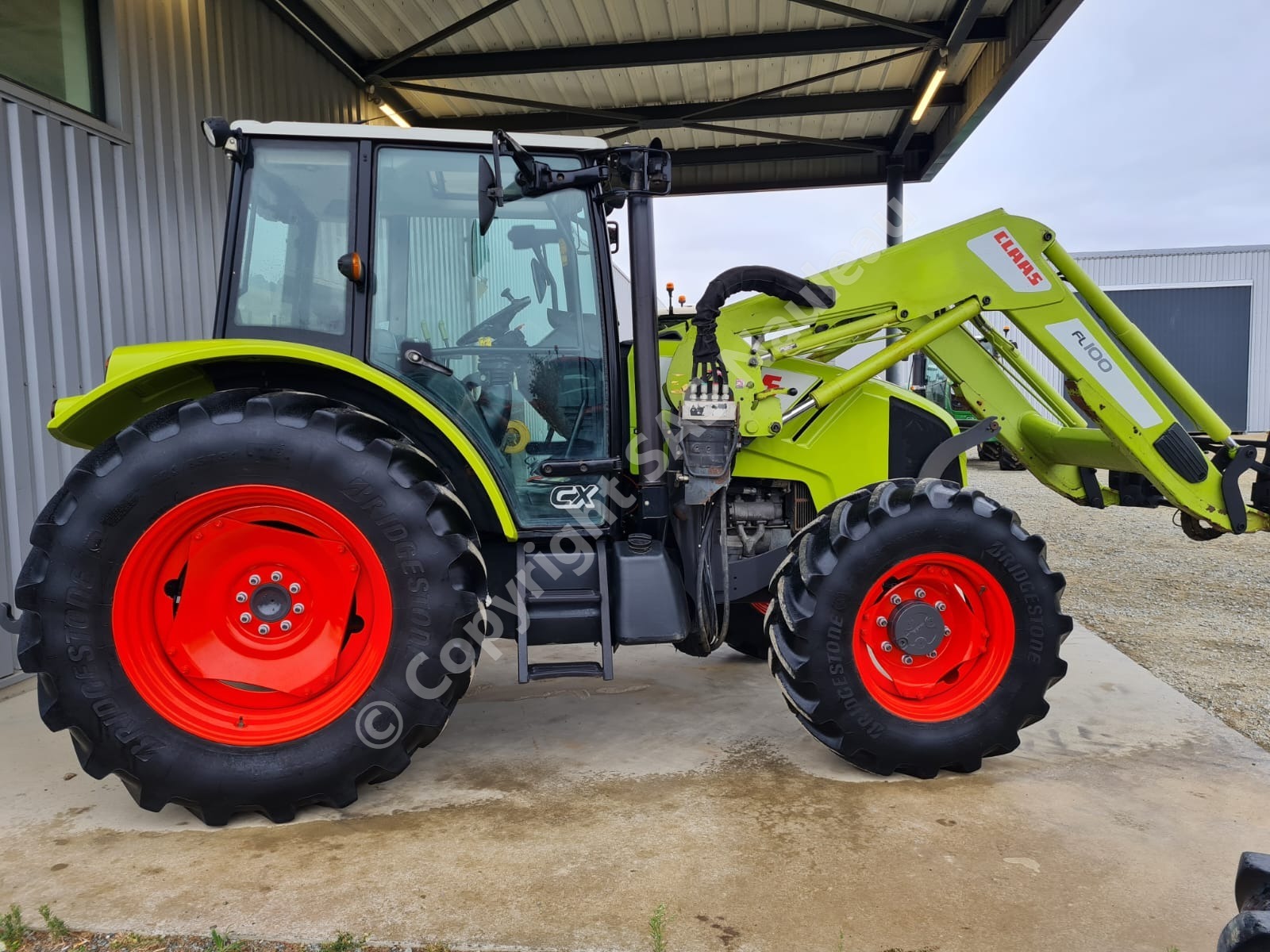 CLAAS AXOS 330 CX