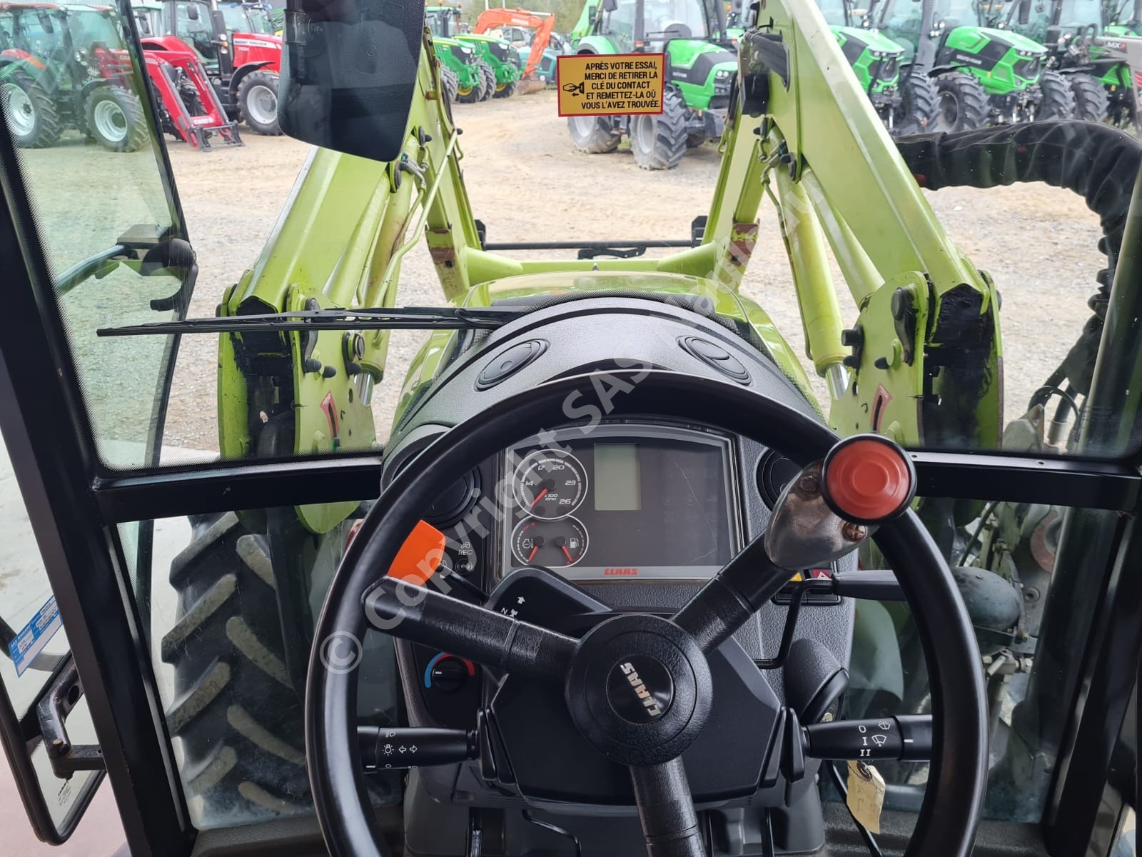 CLAAS AXOS 330 CX
