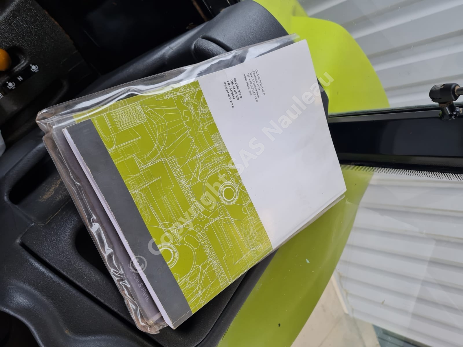 CLAAS AXOS 330 CX