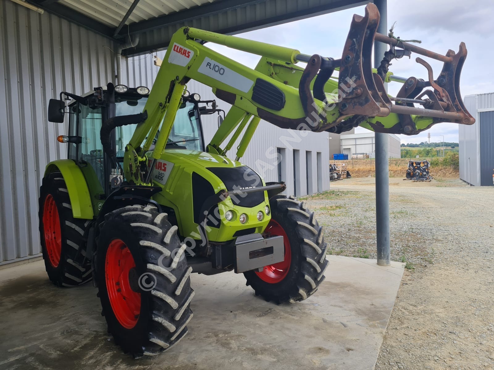 CLAAS AXOS 340