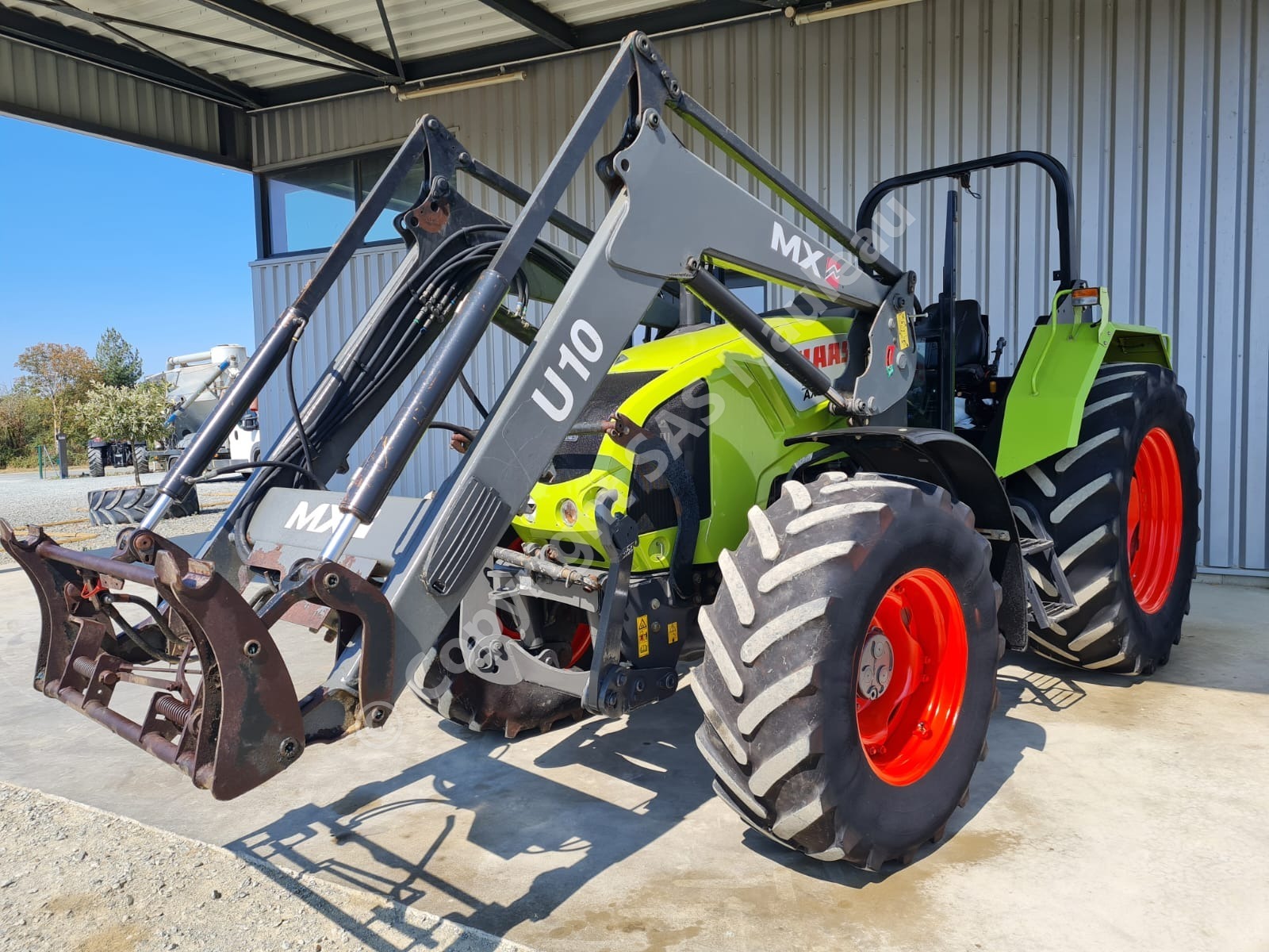 CLAAS AXOS 340