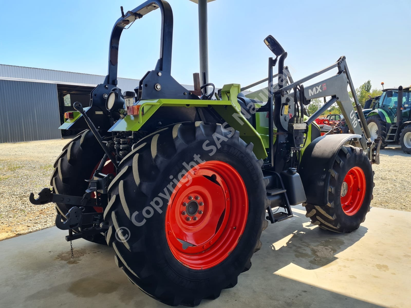 CLAAS AXOS 340