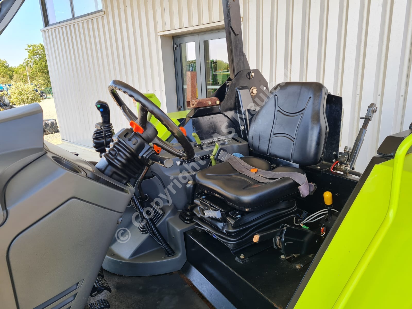 CLAAS AXOS 340
