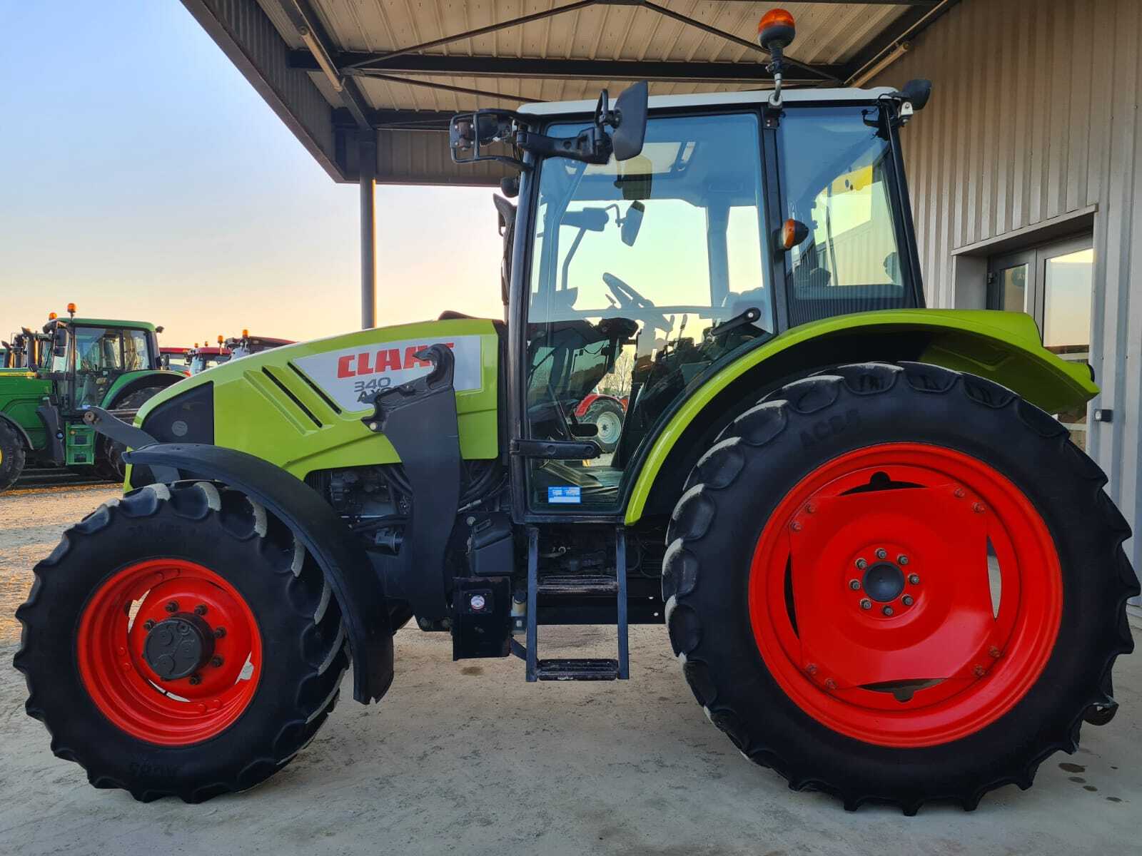 CLAAS AXOS 340 CX
