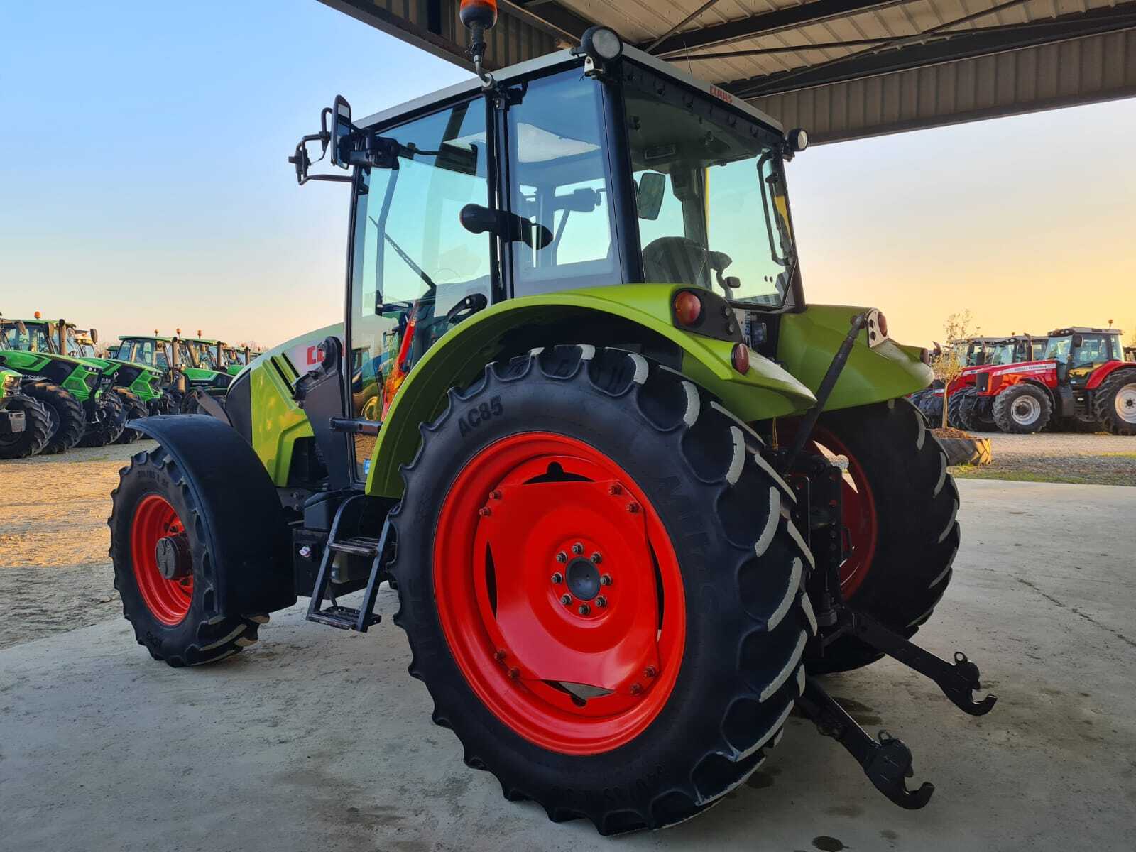 CLAAS AXOS 340 CX