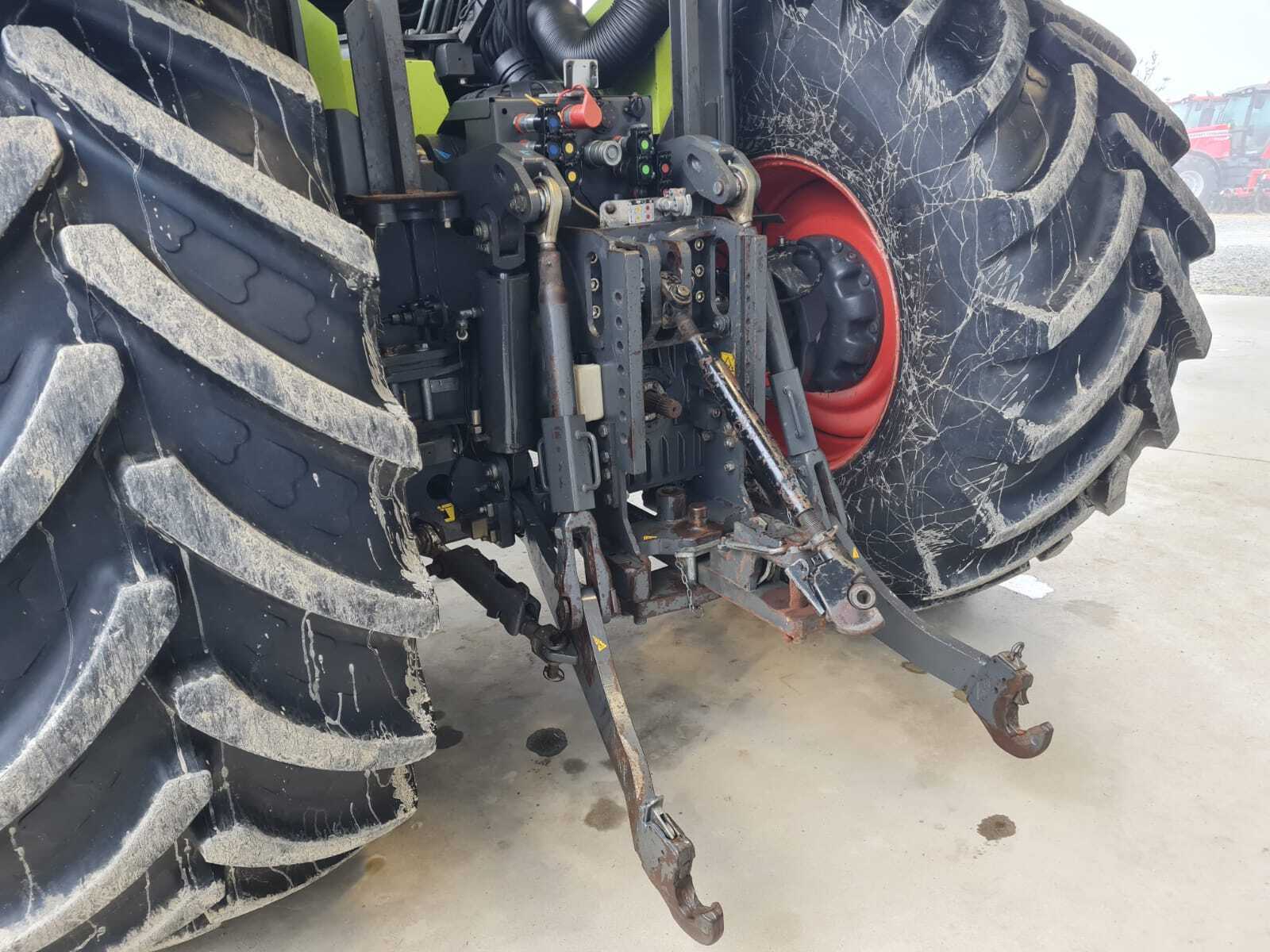 CLAAS XERION 3800 TRAC