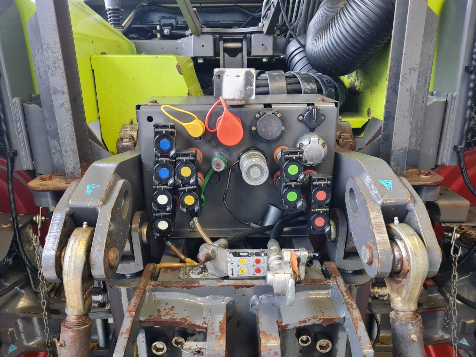 CLAAS XERION 3800 TRAC