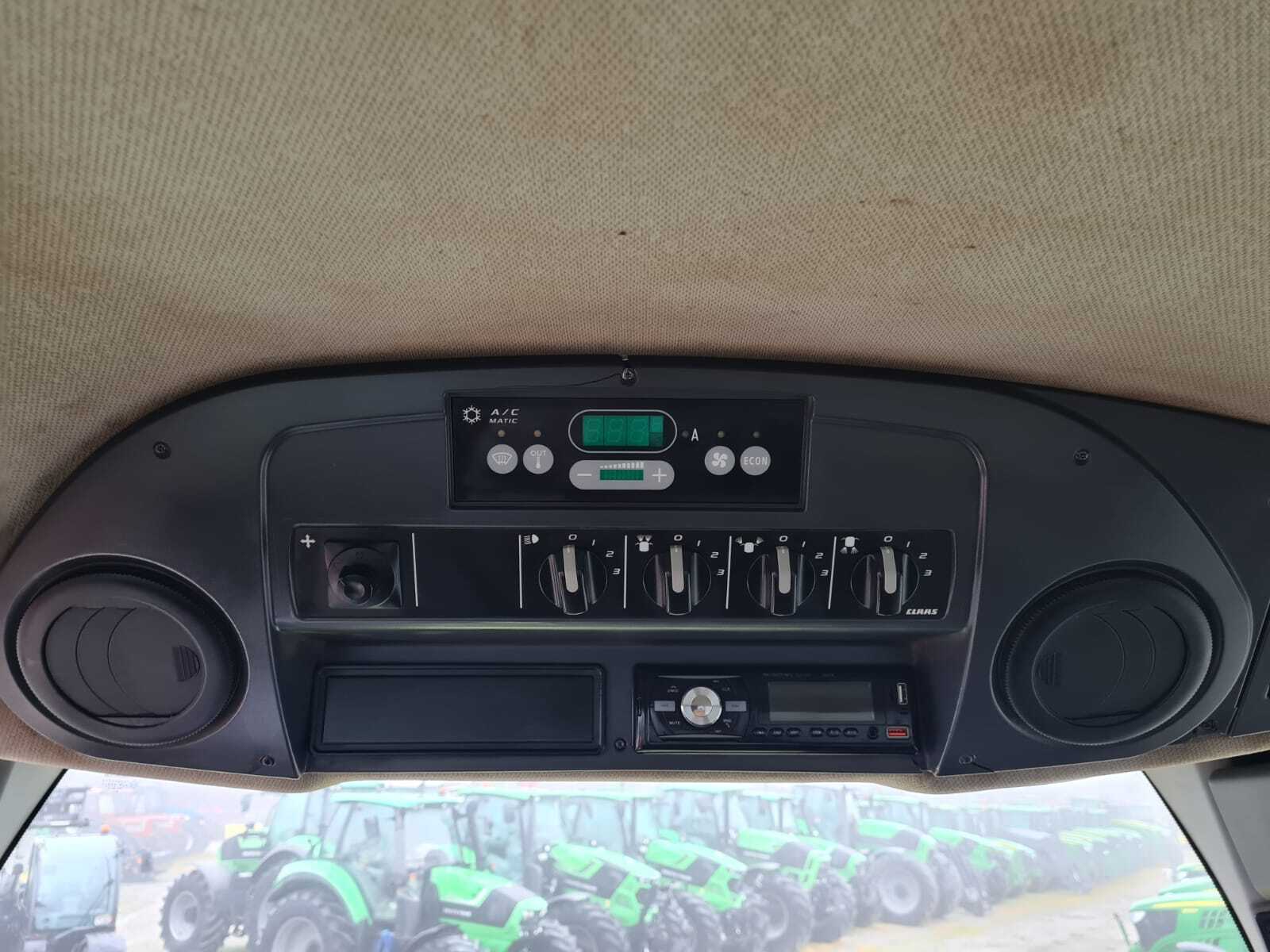 CLAAS XERION 3800 TRAC