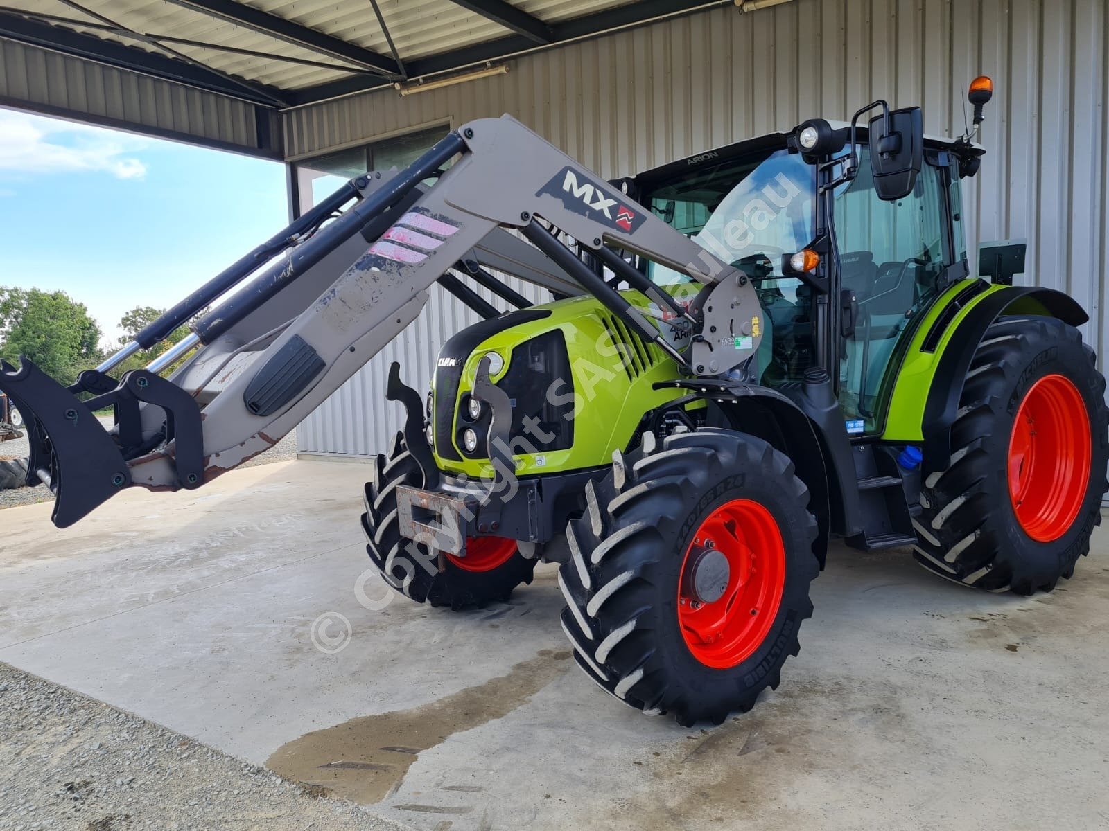 CLAAS ARION 420 CABINE BASSE